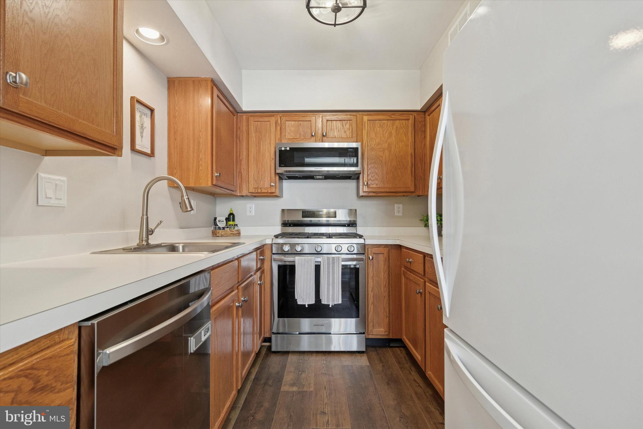 LIBERTY KNOLL - Residential