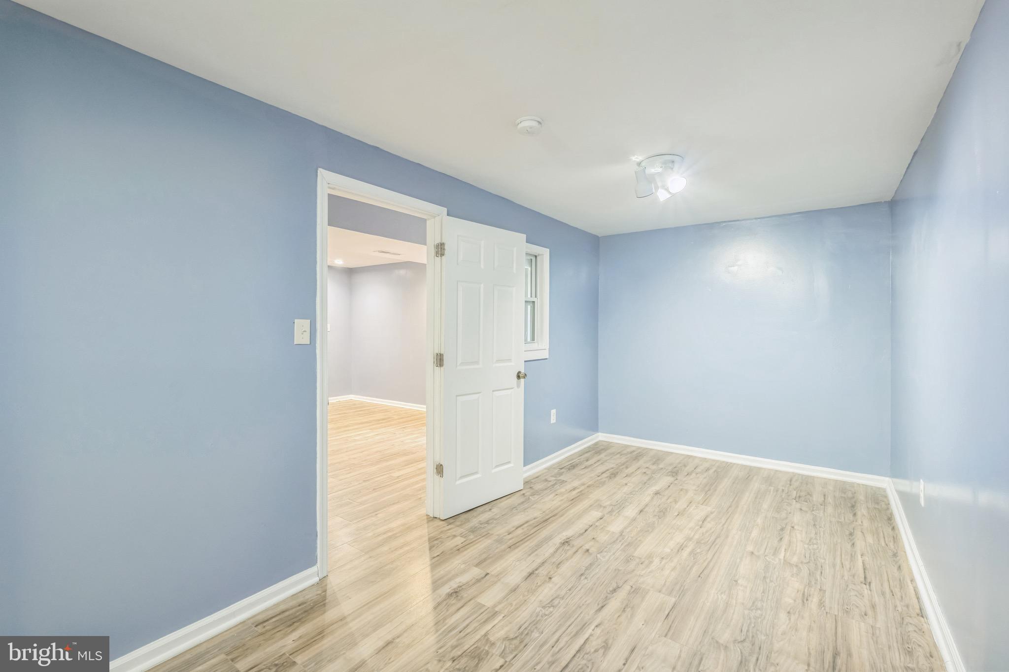 RIVER CREST - Residential