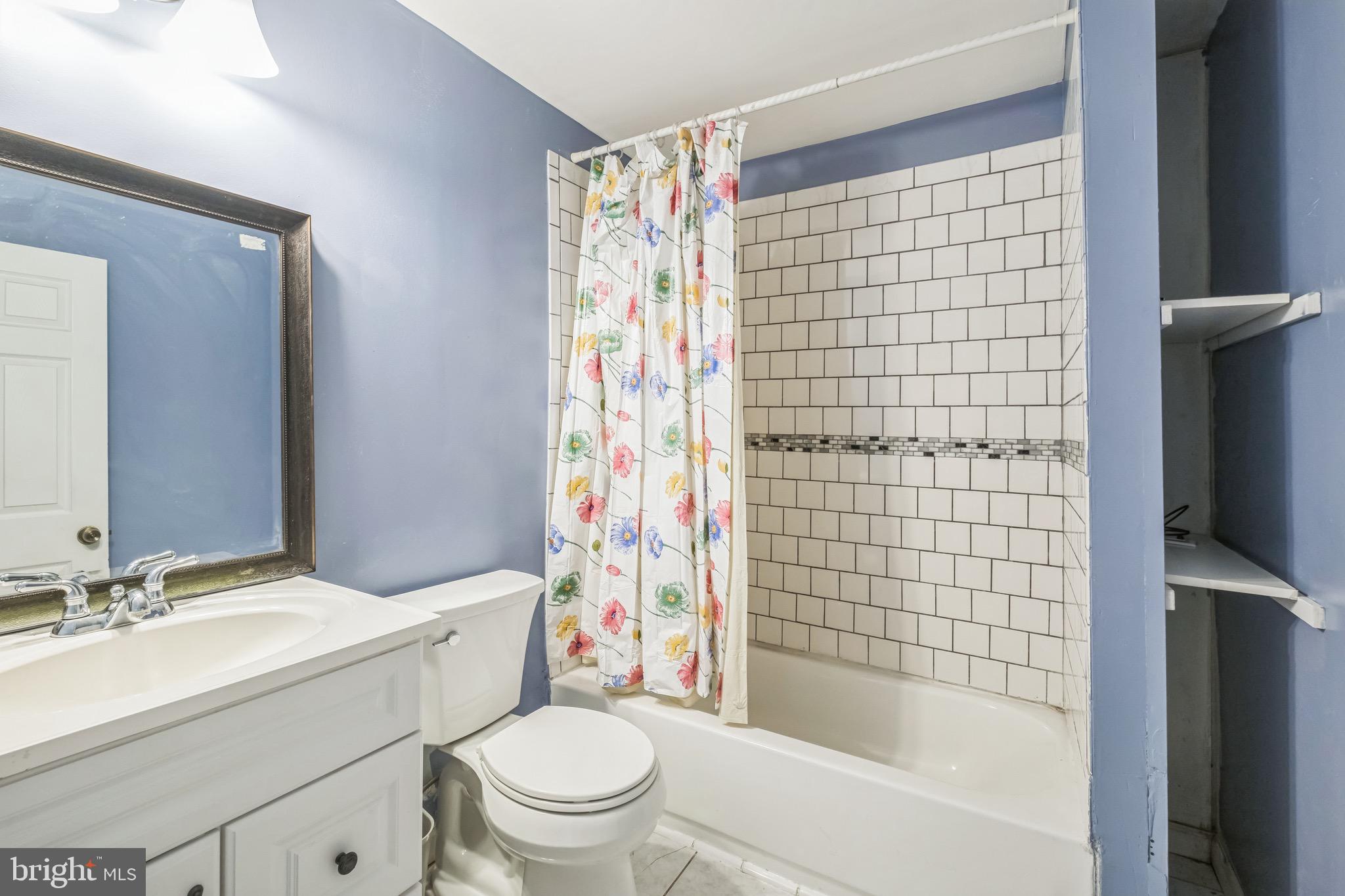 RIVER CREST - Residential