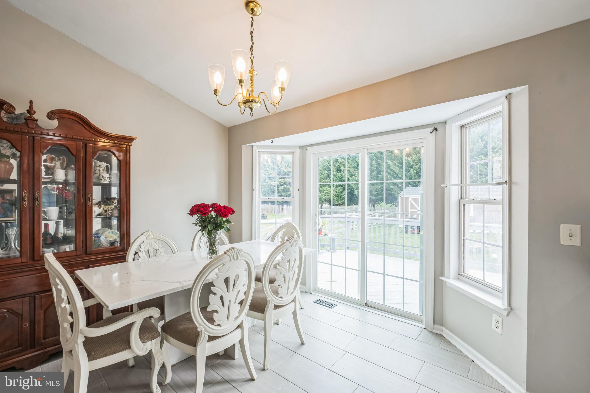 RIVER CREST - Residential