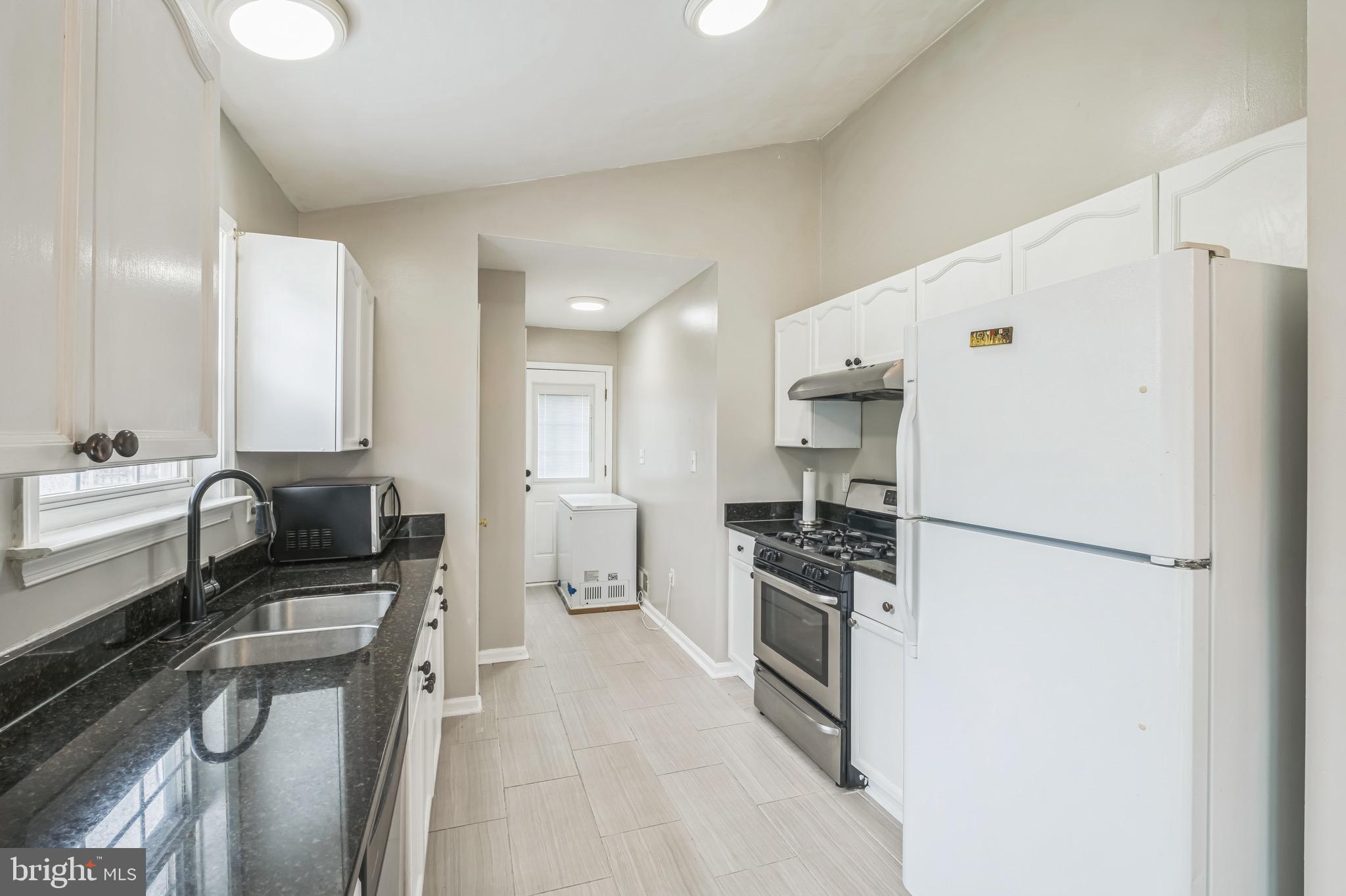 RIVER CREST - Residential