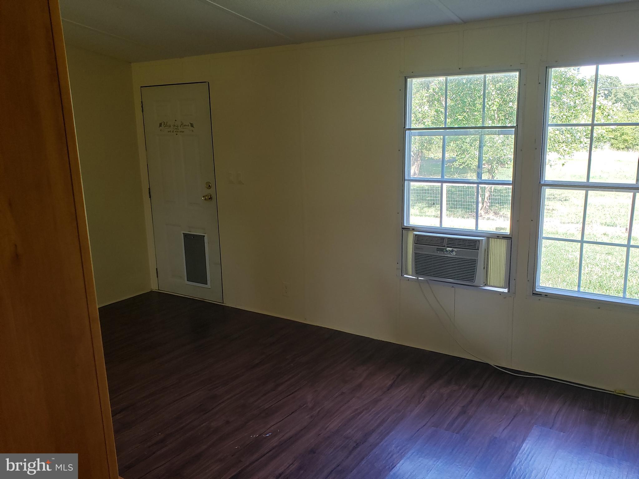 HIDDEN RIVER - Residential