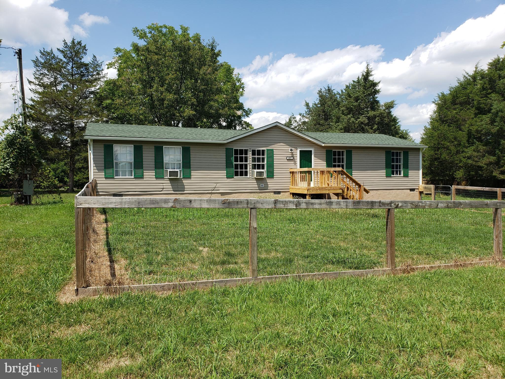 HIDDEN RIVER - Residential