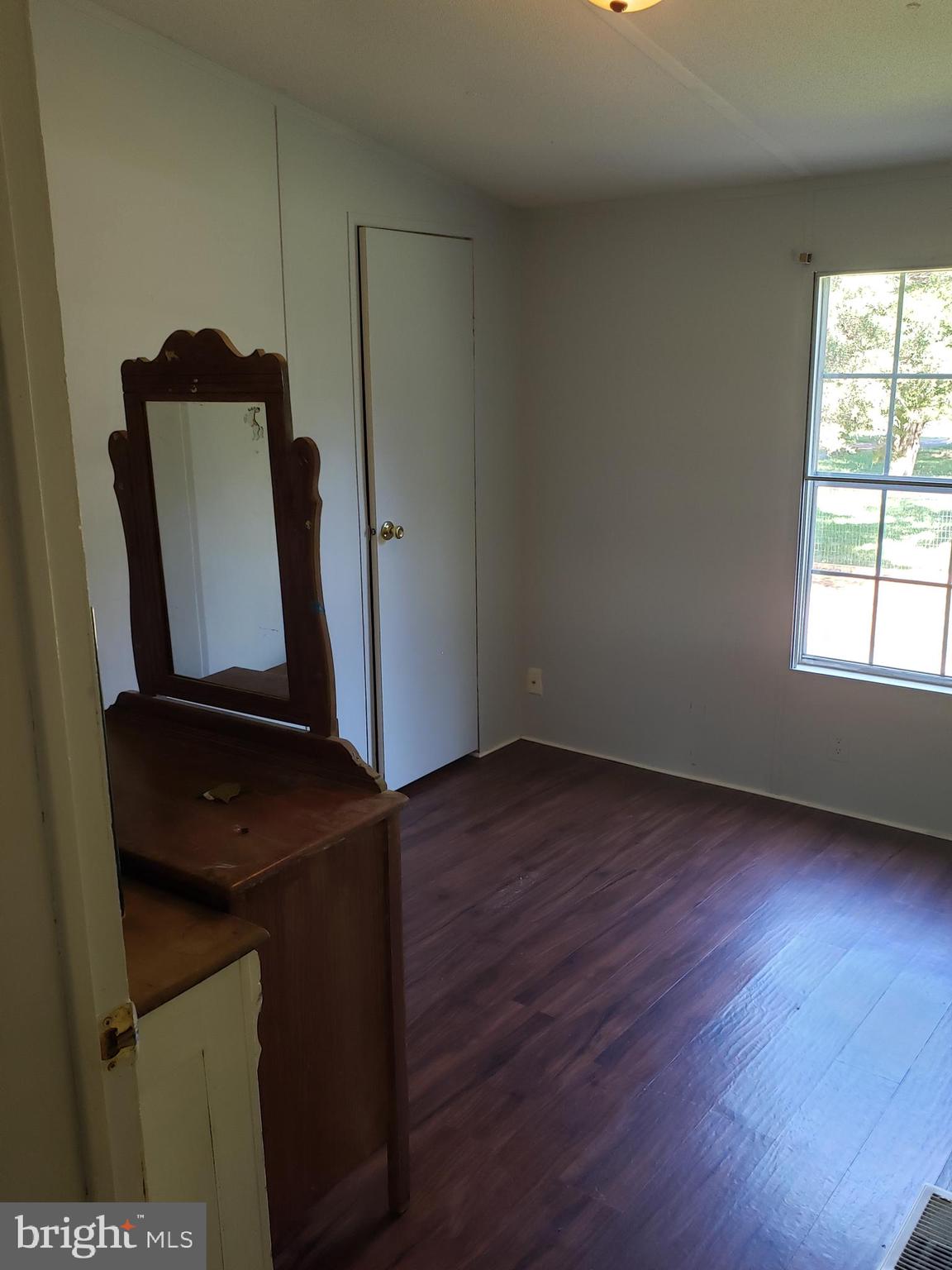 HIDDEN RIVER - Residential