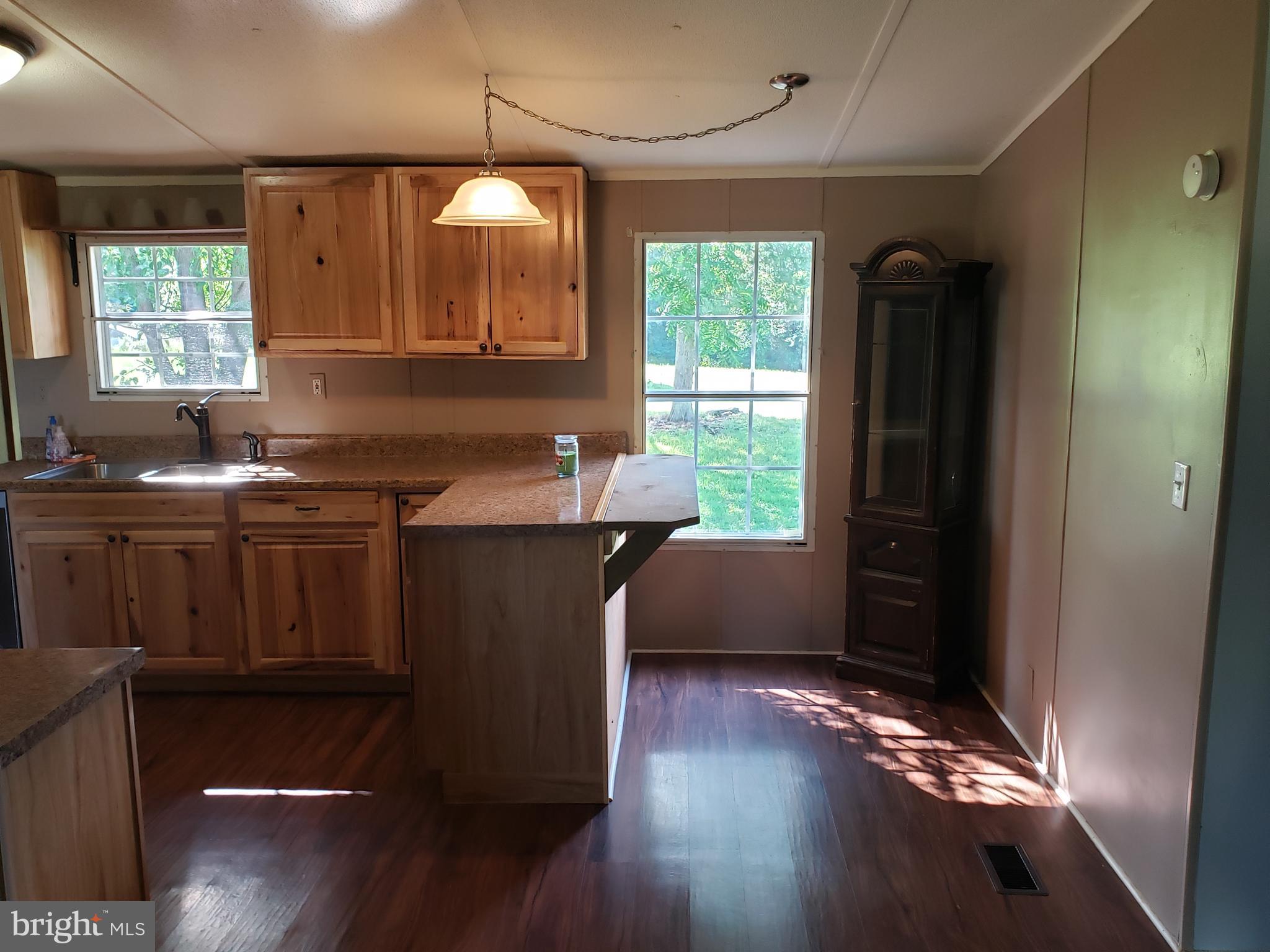 HIDDEN RIVER - Residential