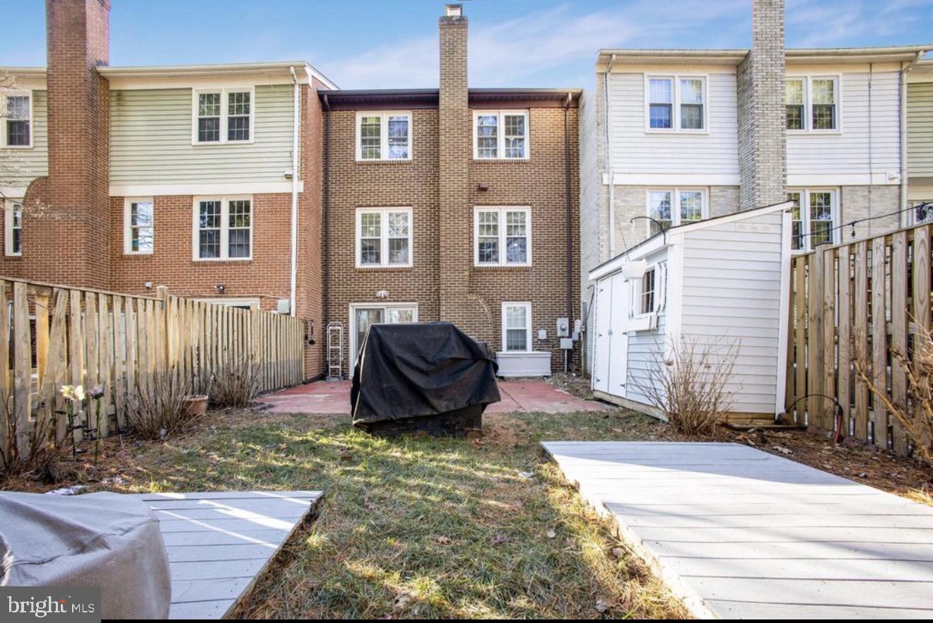 9612 9612 HILLOCK COURT