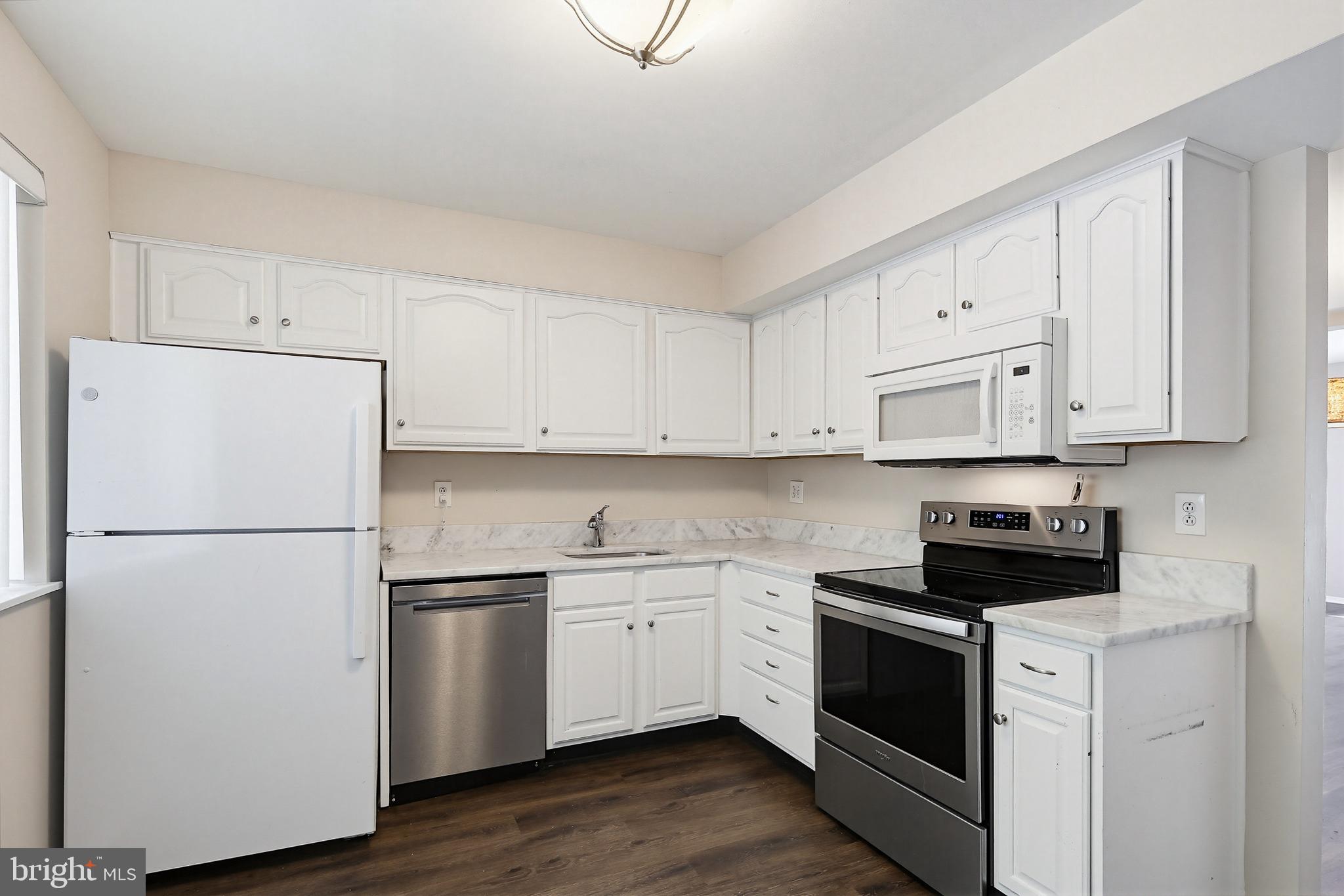VILLAGE OF OWEN BROWN - Residential