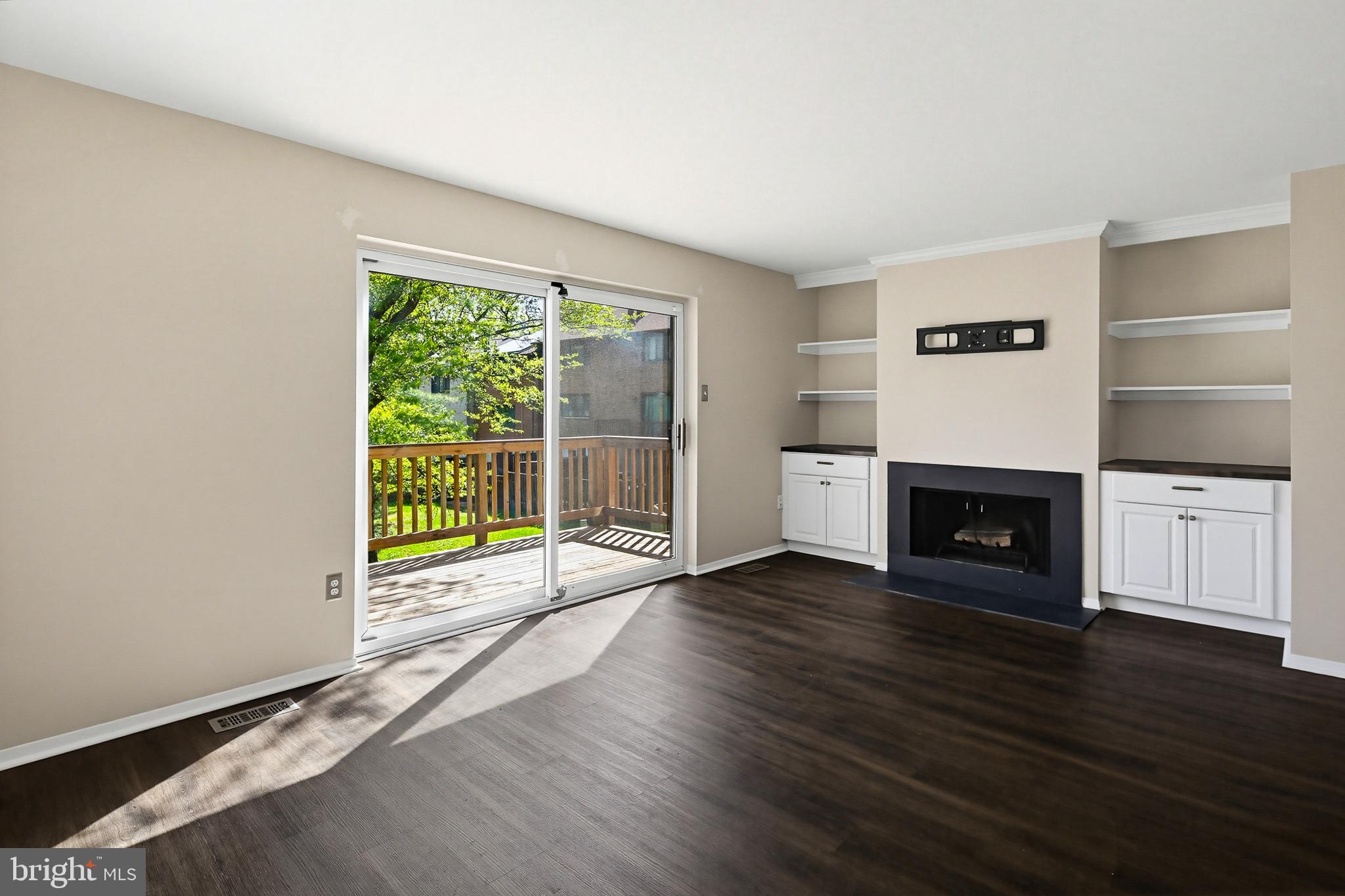 VILLAGE OF OWEN BROWN - Residential