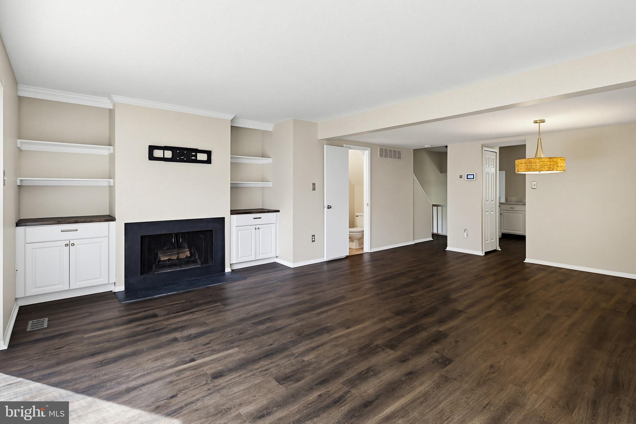 VILLAGE OF OWEN BROWN - Residential
