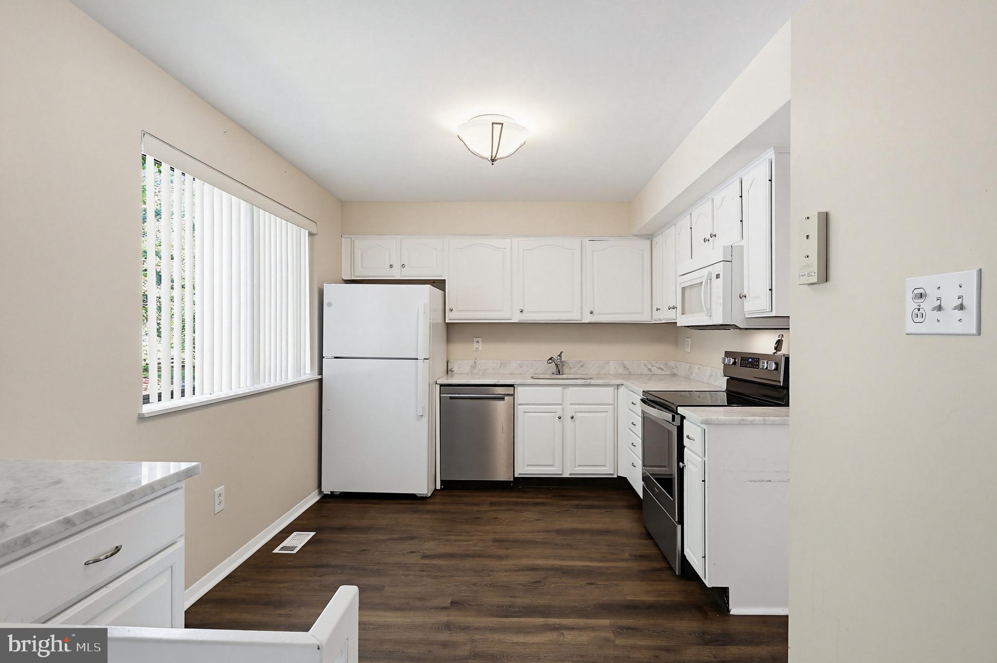 VILLAGE OF OWEN BROWN - Residential