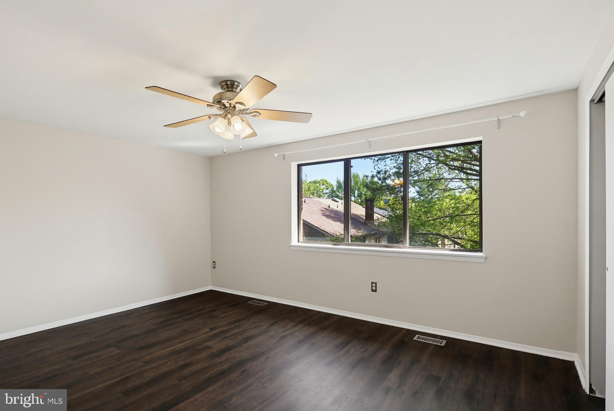VILLAGE OF OWEN BROWN - Residential