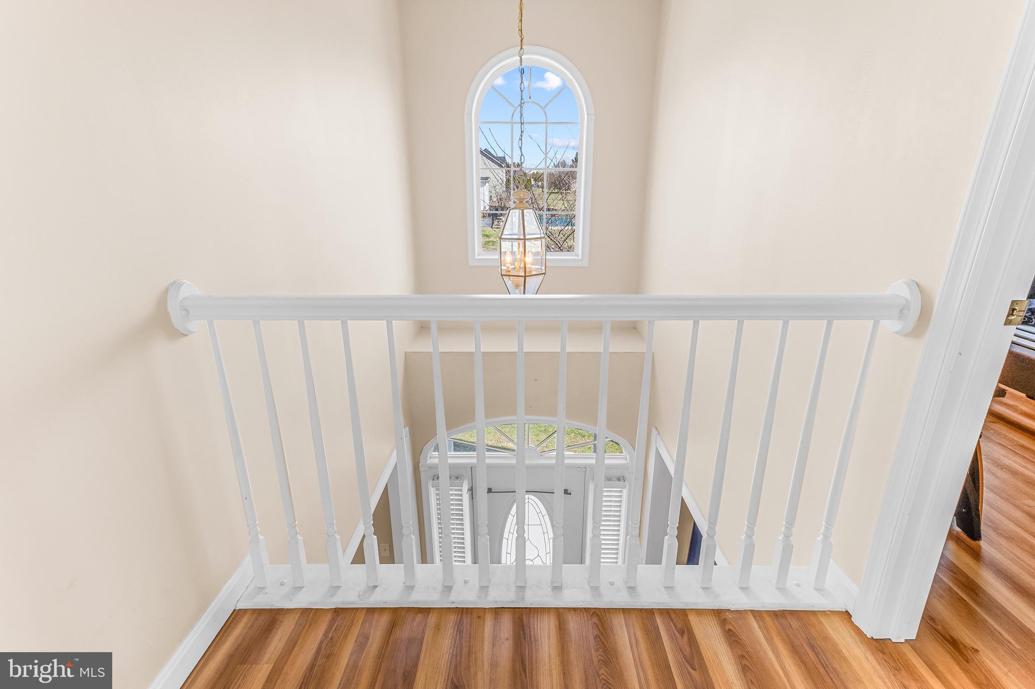 APPLE KNOLLS ESTATES - Residential