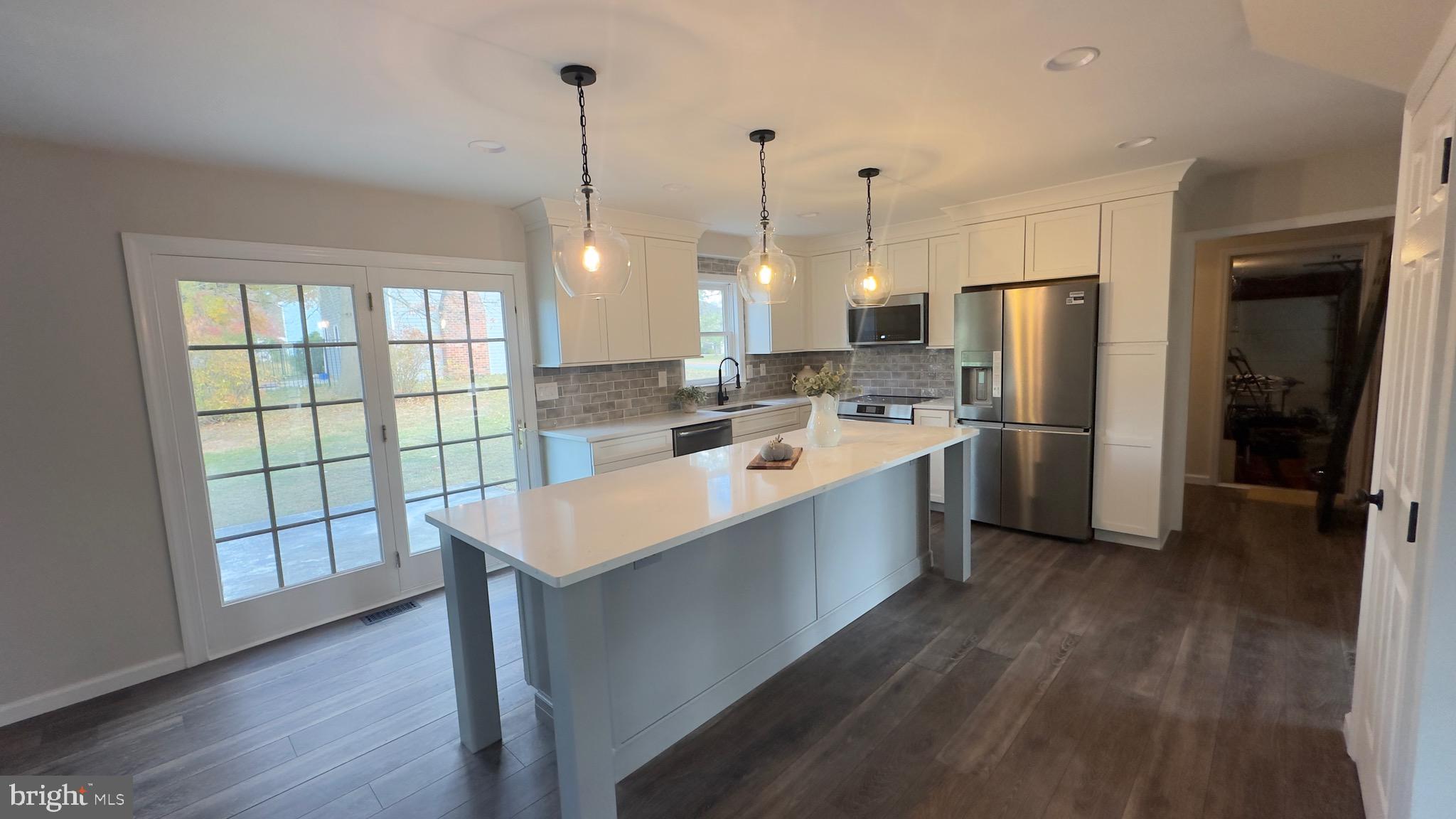 WINDING CREEK - Residential