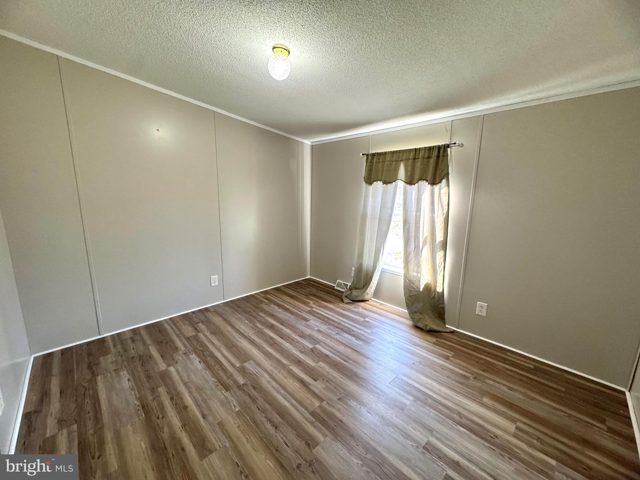 NEWBERRY FARMS - Residential