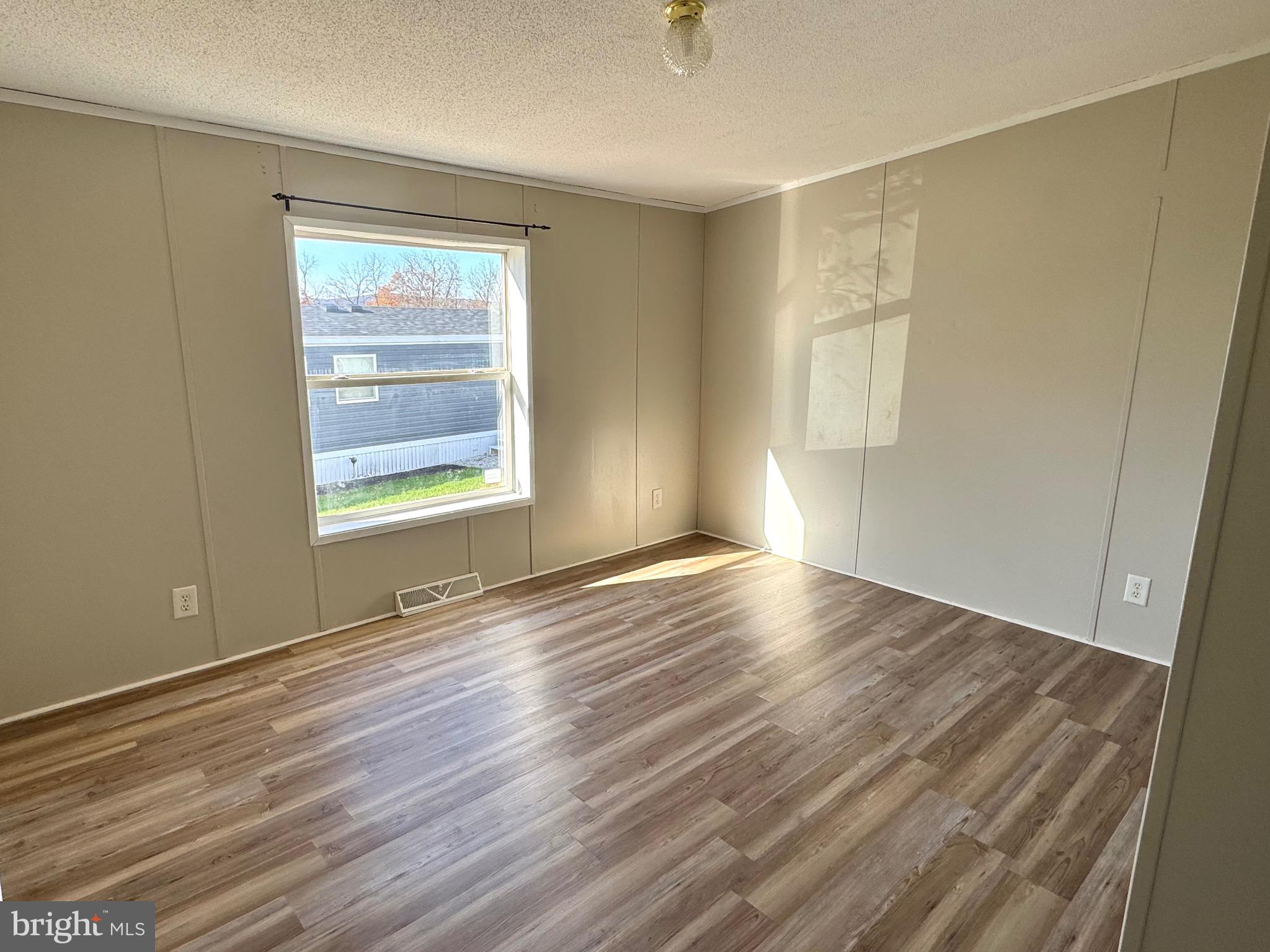 NEWBERRY FARMS - Residential