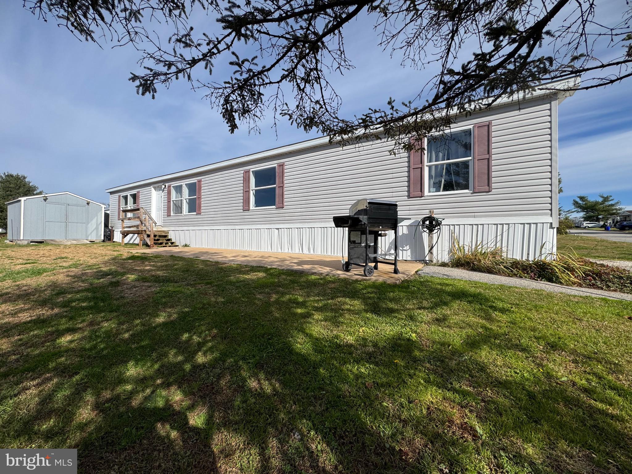 NEWBERRY FARMS - Residential