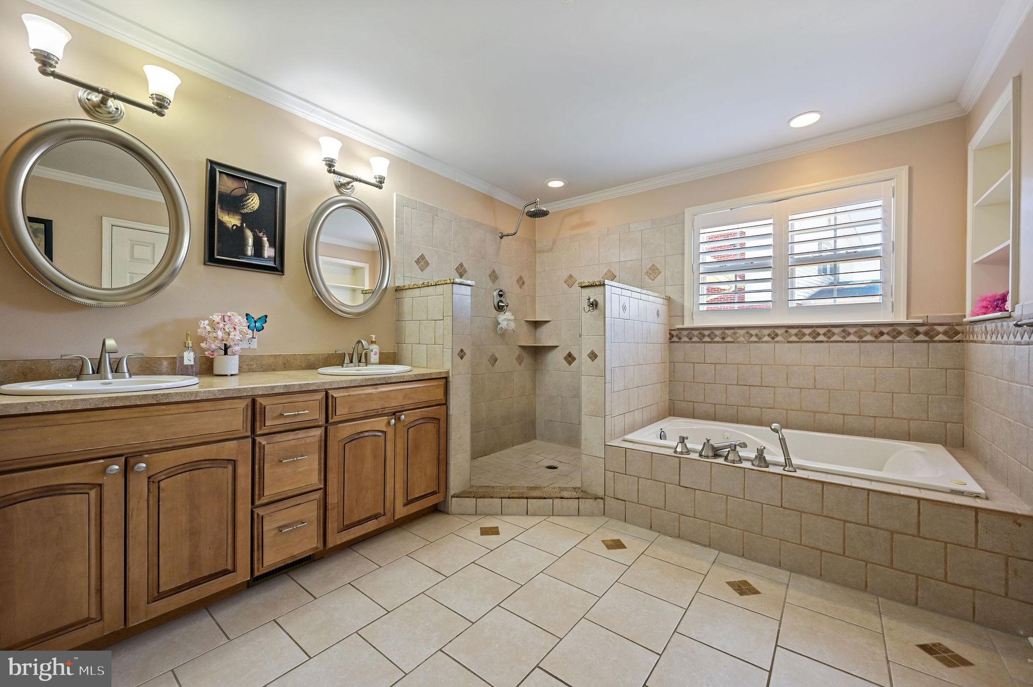 FAIRFIELD FARMS - Residential