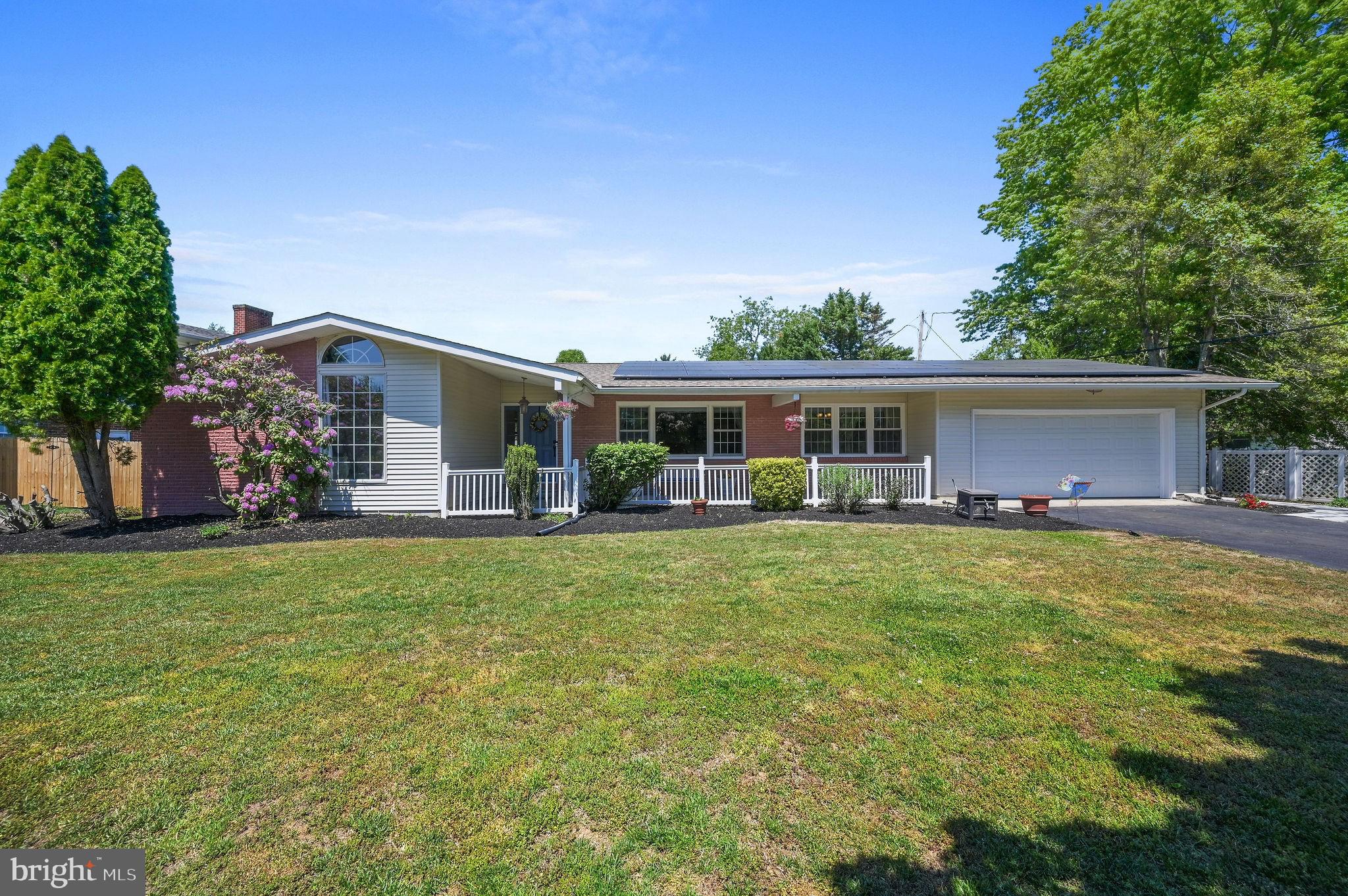 71 W WESTVIEW AVENUE