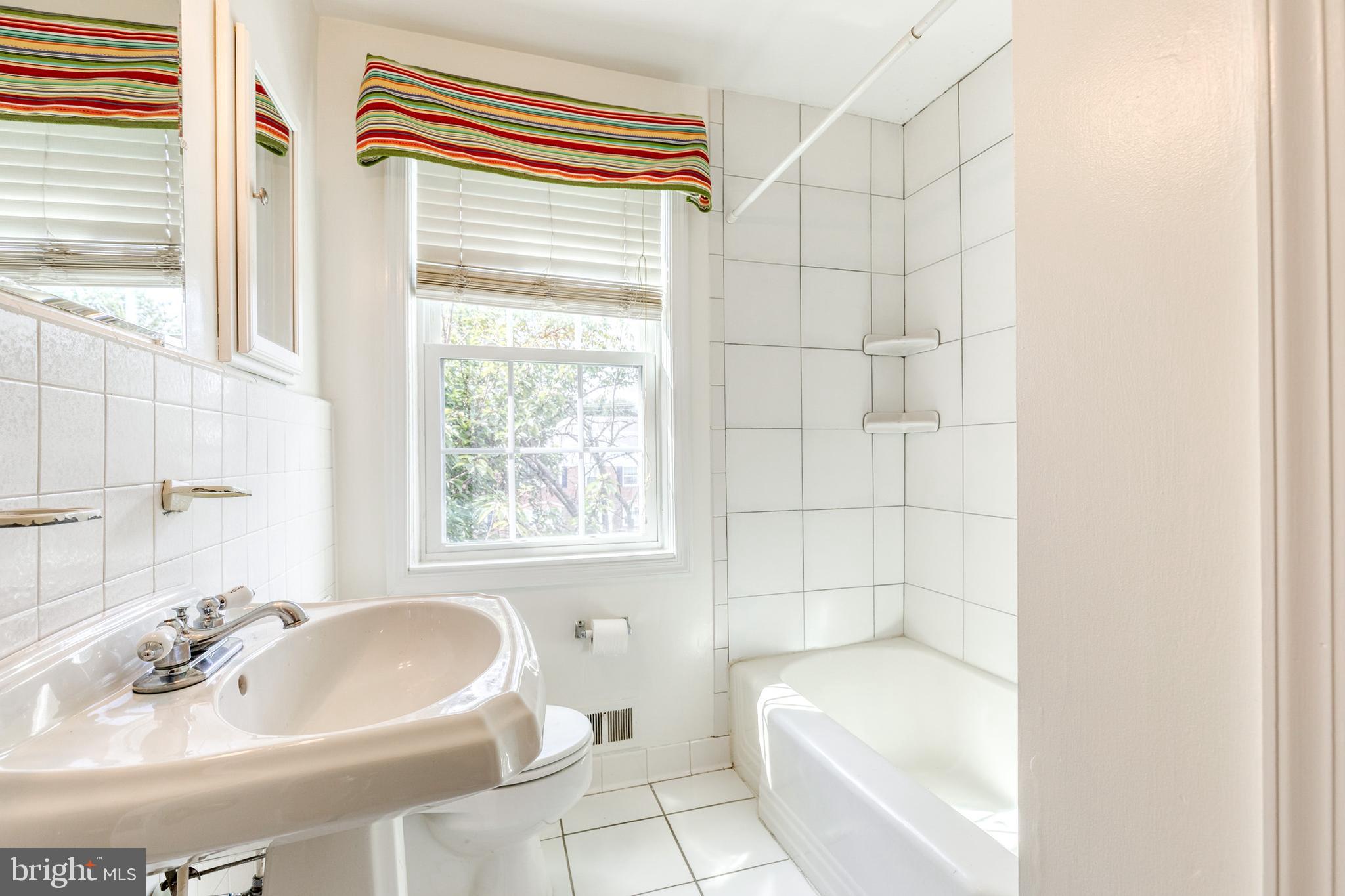 RODGERS FORGE - Residential Lease