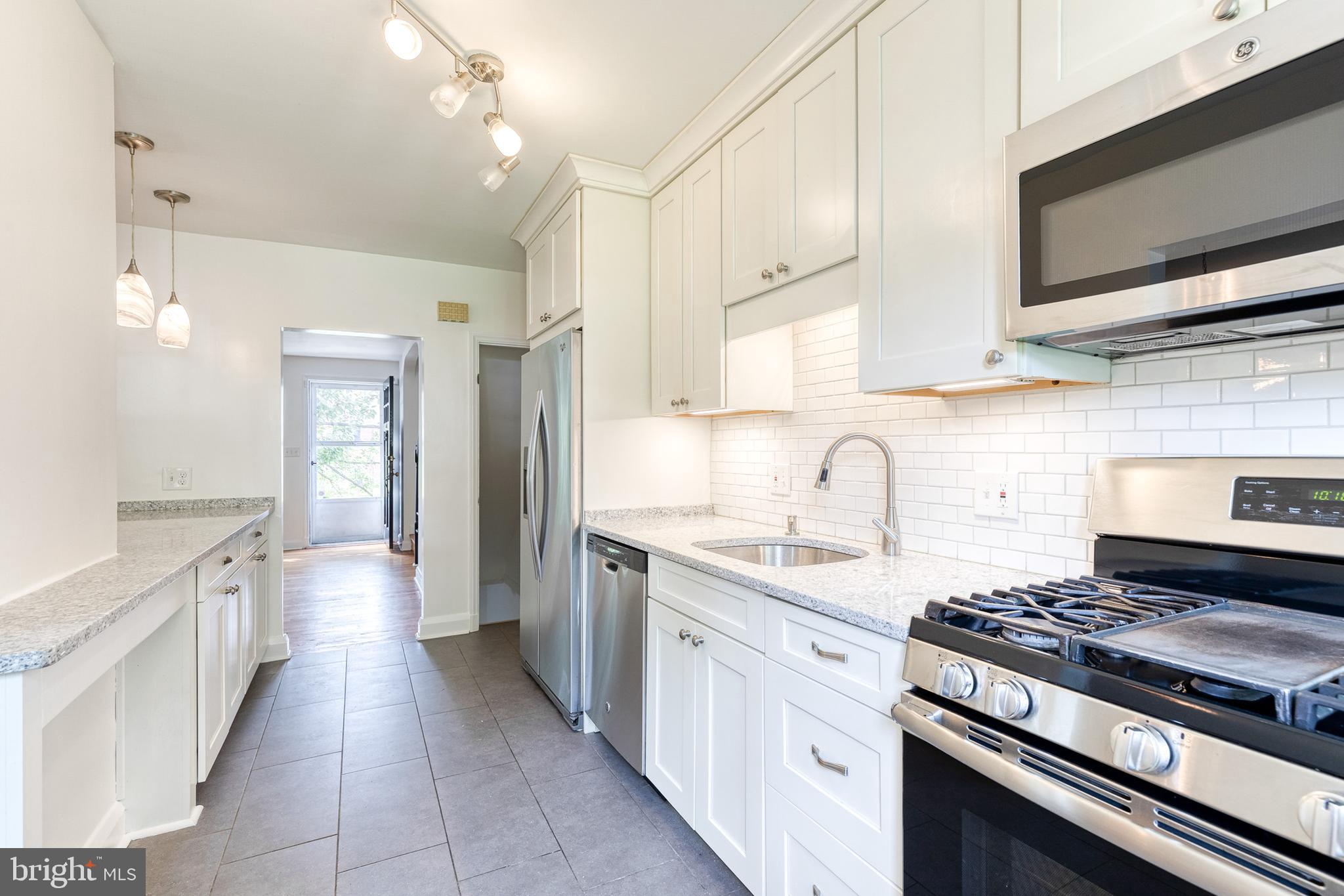 RODGERS FORGE - Residential Lease