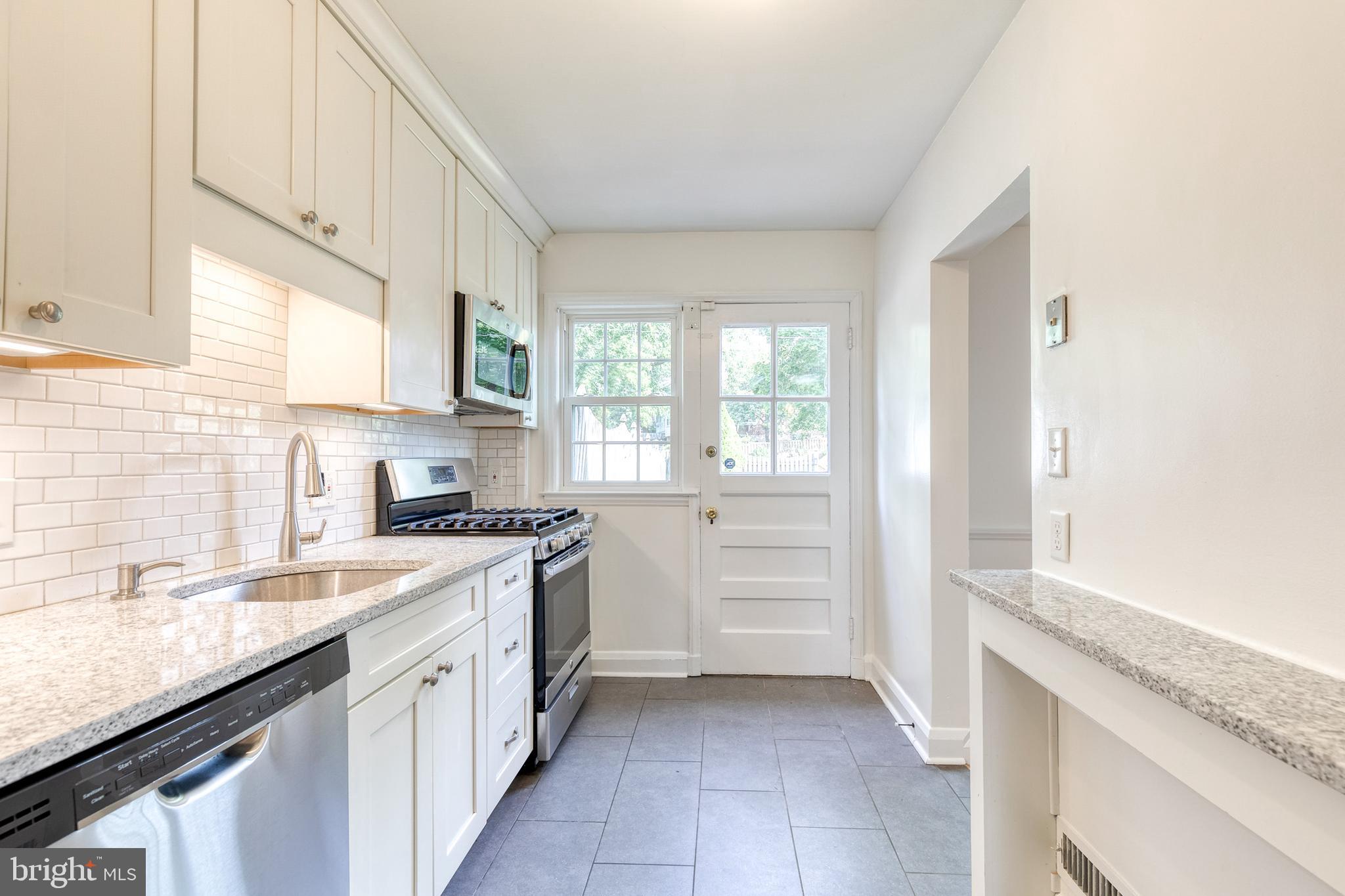 RODGERS FORGE - Residential Lease