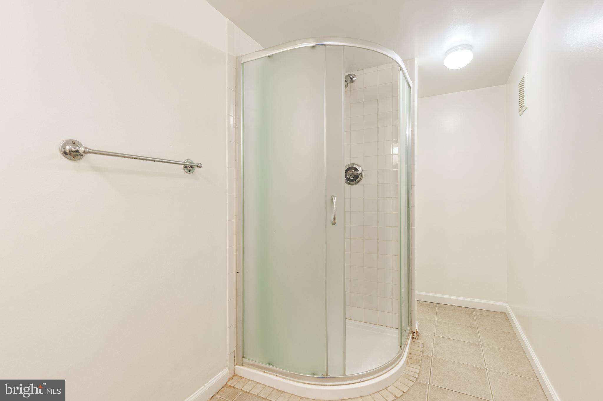 RODGERS FORGE - Residential Lease