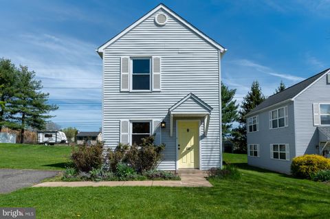 112 STEPHANIE LANE COLLEGEVILLE PA 19426