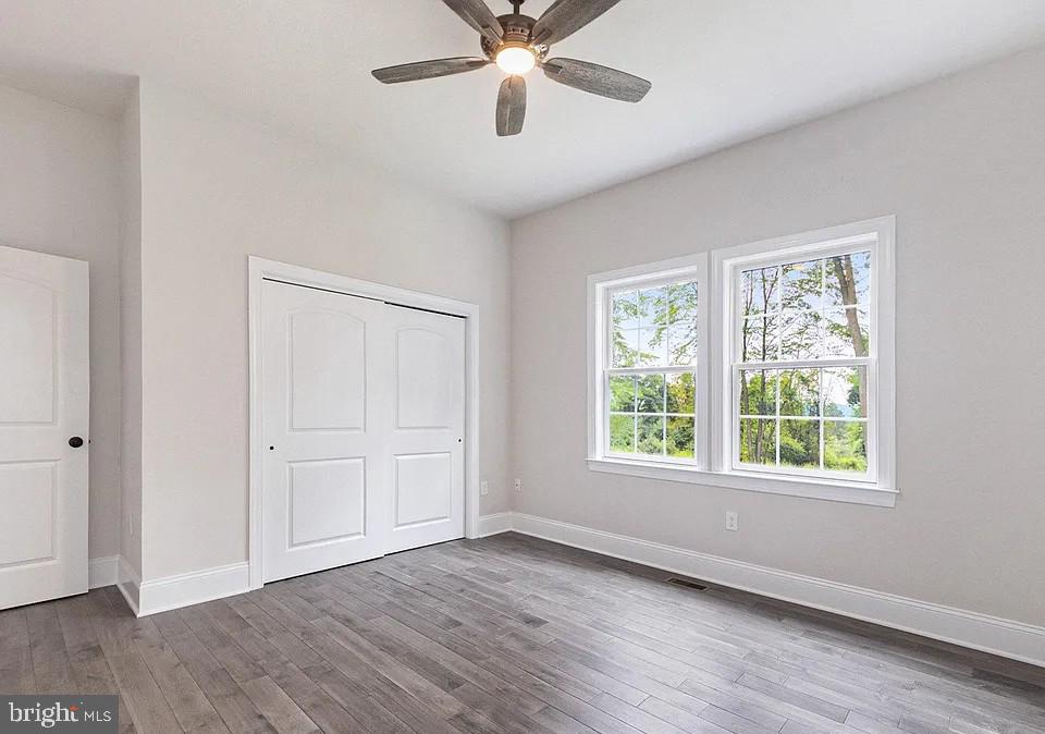 WOODLAND HILLS EST. - Residential