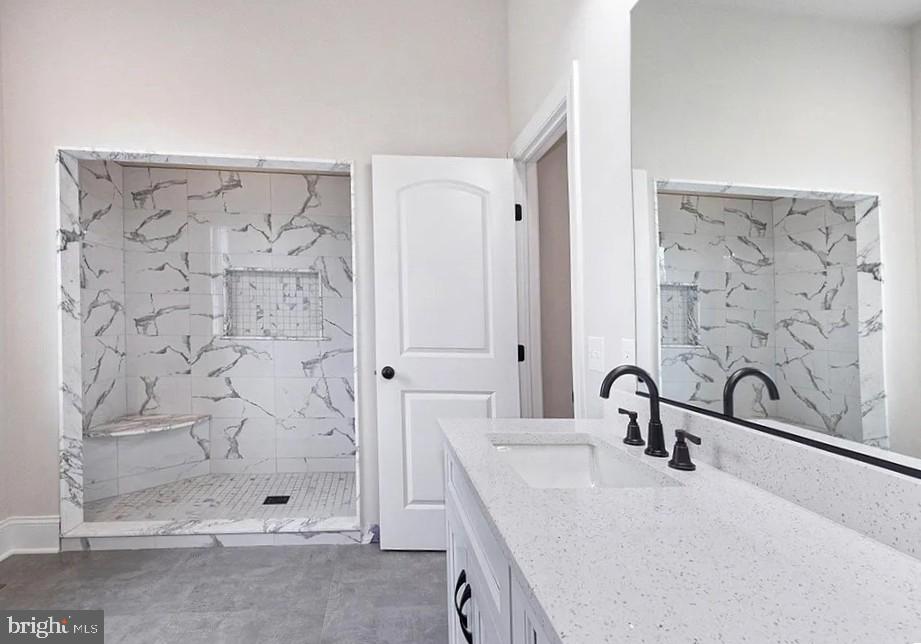 WOODLAND HILLS EST. - Residential