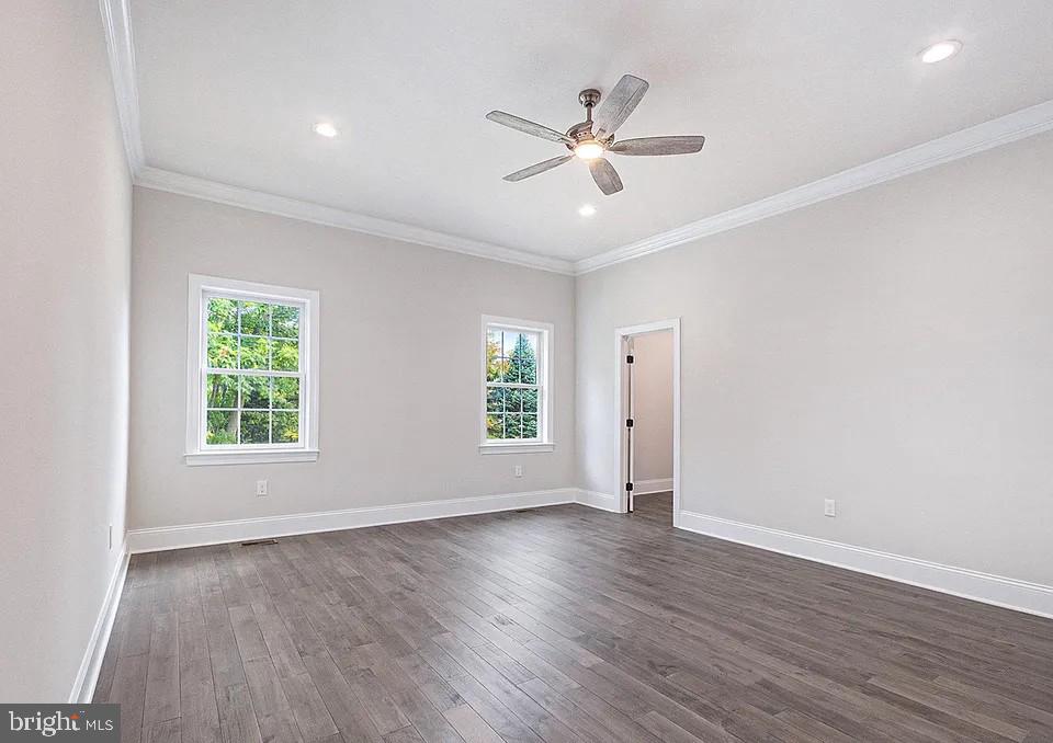 WOODLAND HILLS EST. - Residential