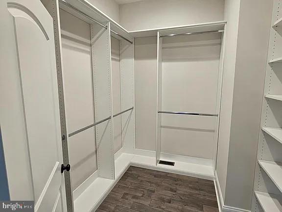 WOODLAND HILLS EST. - Residential
