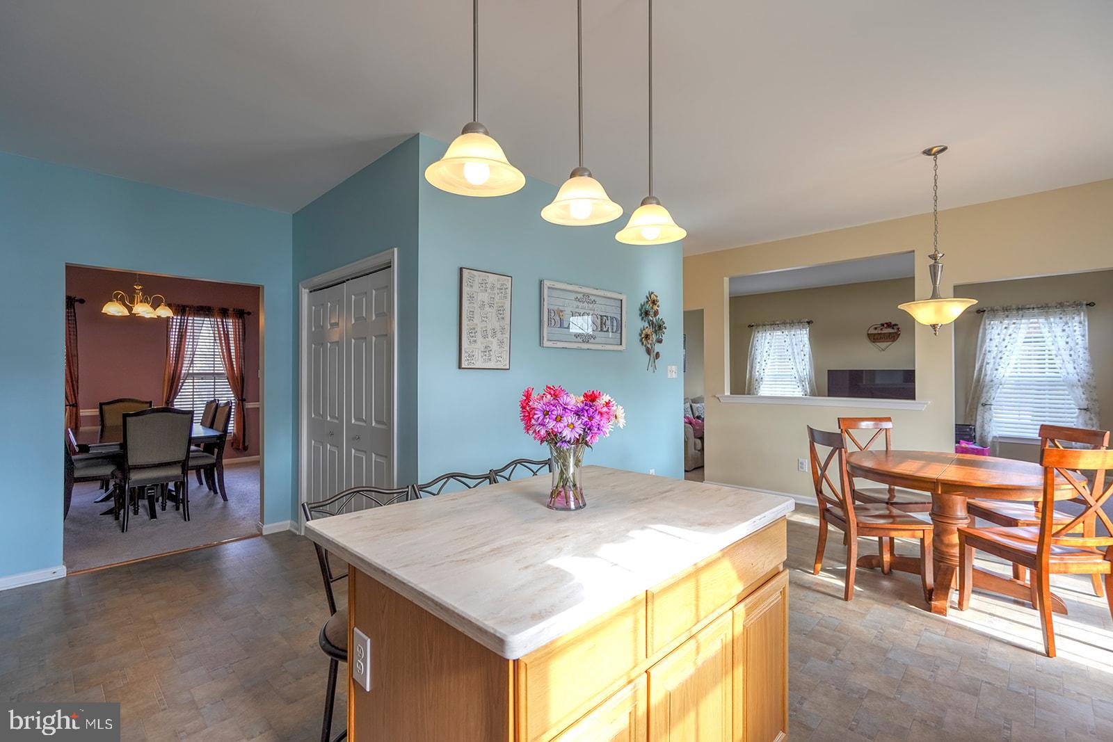 LOCKSLEY GLEN - Residential