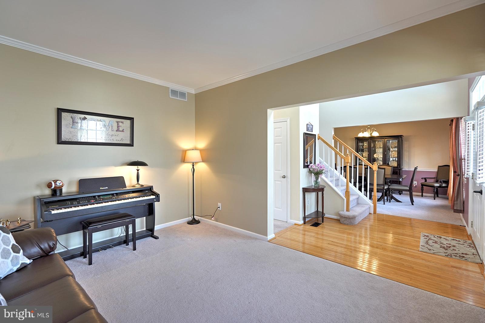 LOCKSLEY GLEN - Residential