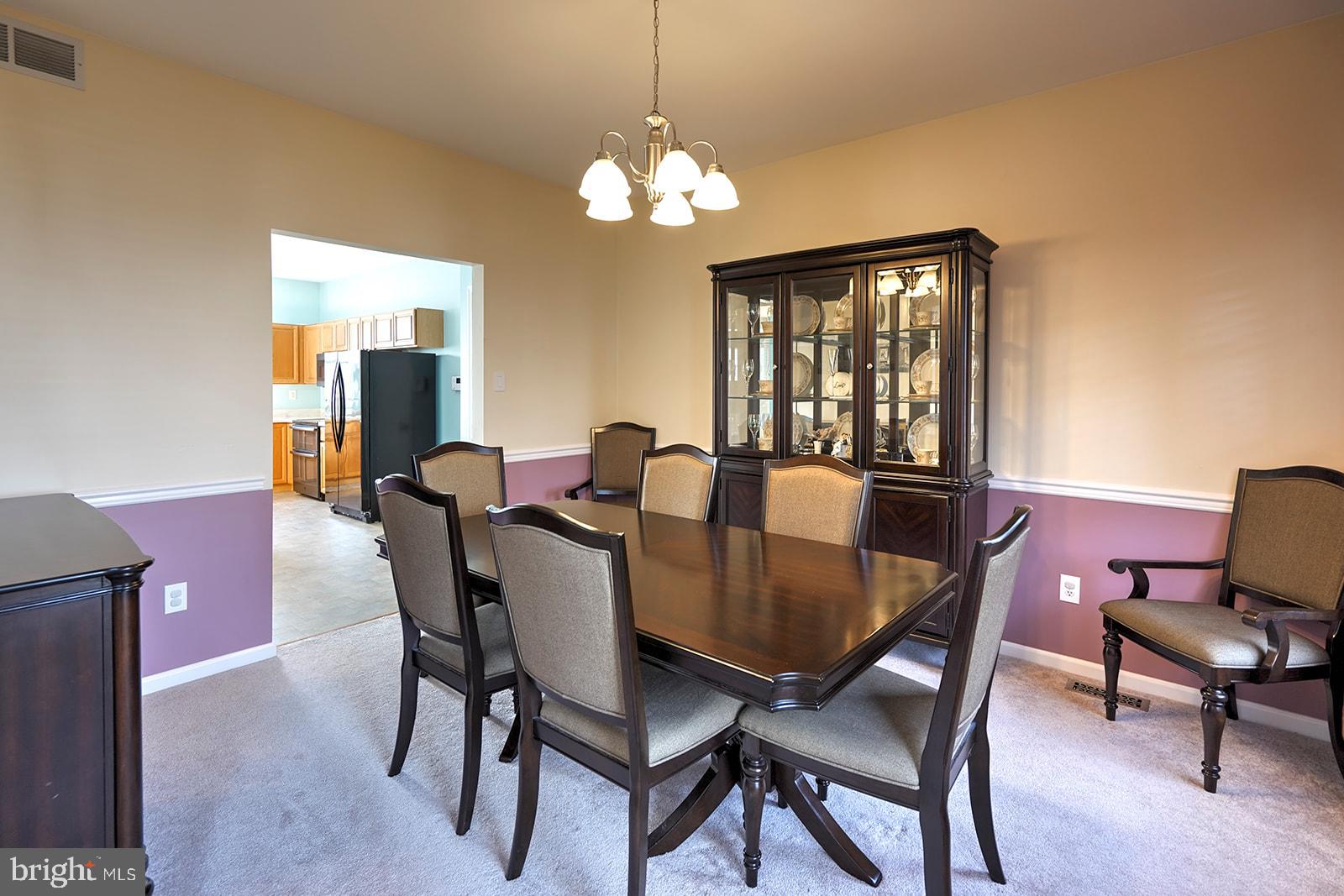 LOCKSLEY GLEN - Residential