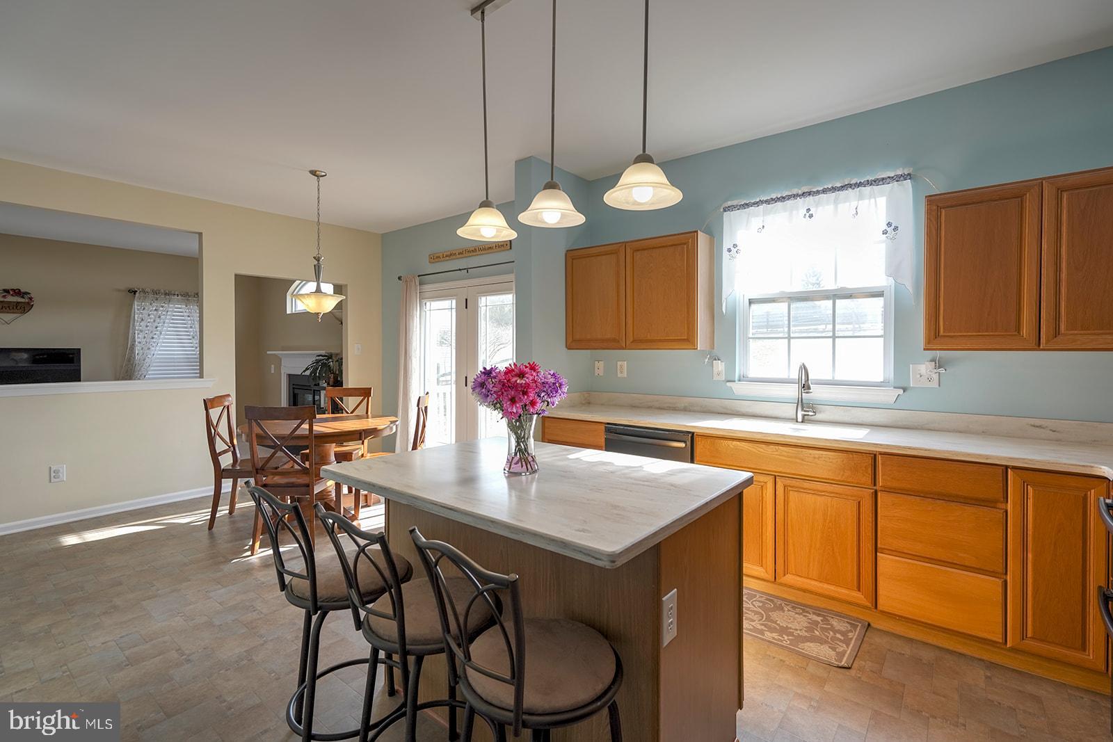 LOCKSLEY GLEN - Residential