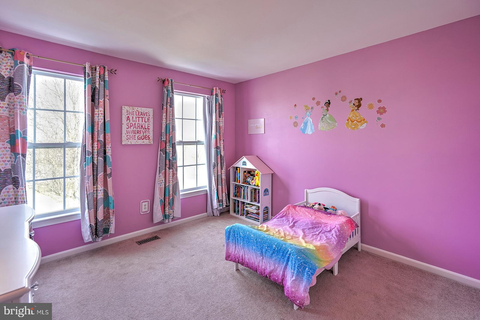 LOCKSLEY GLEN - Residential