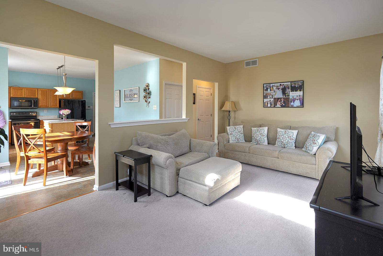 LOCKSLEY GLEN - Residential