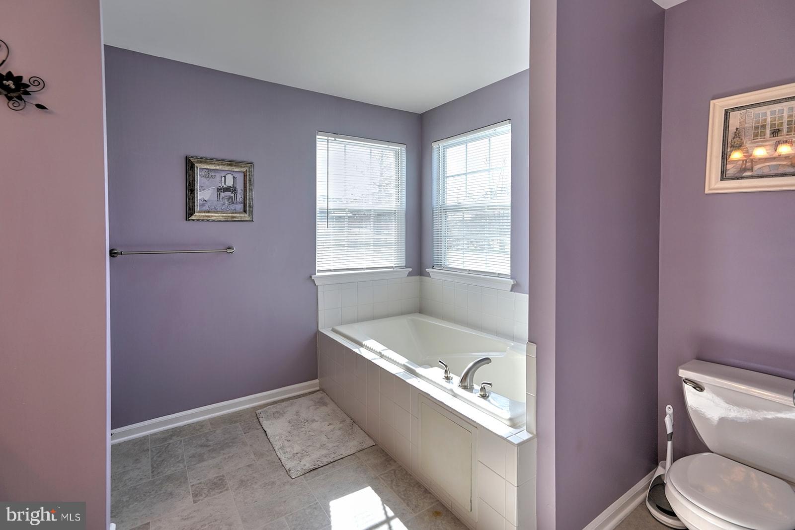 LOCKSLEY GLEN - Residential