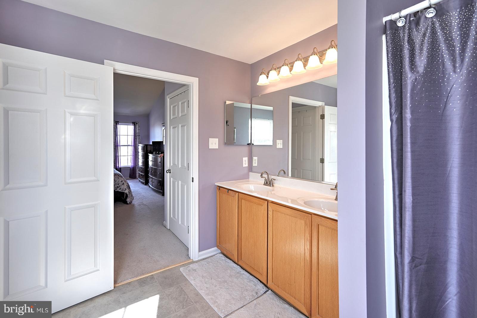 LOCKSLEY GLEN - Residential