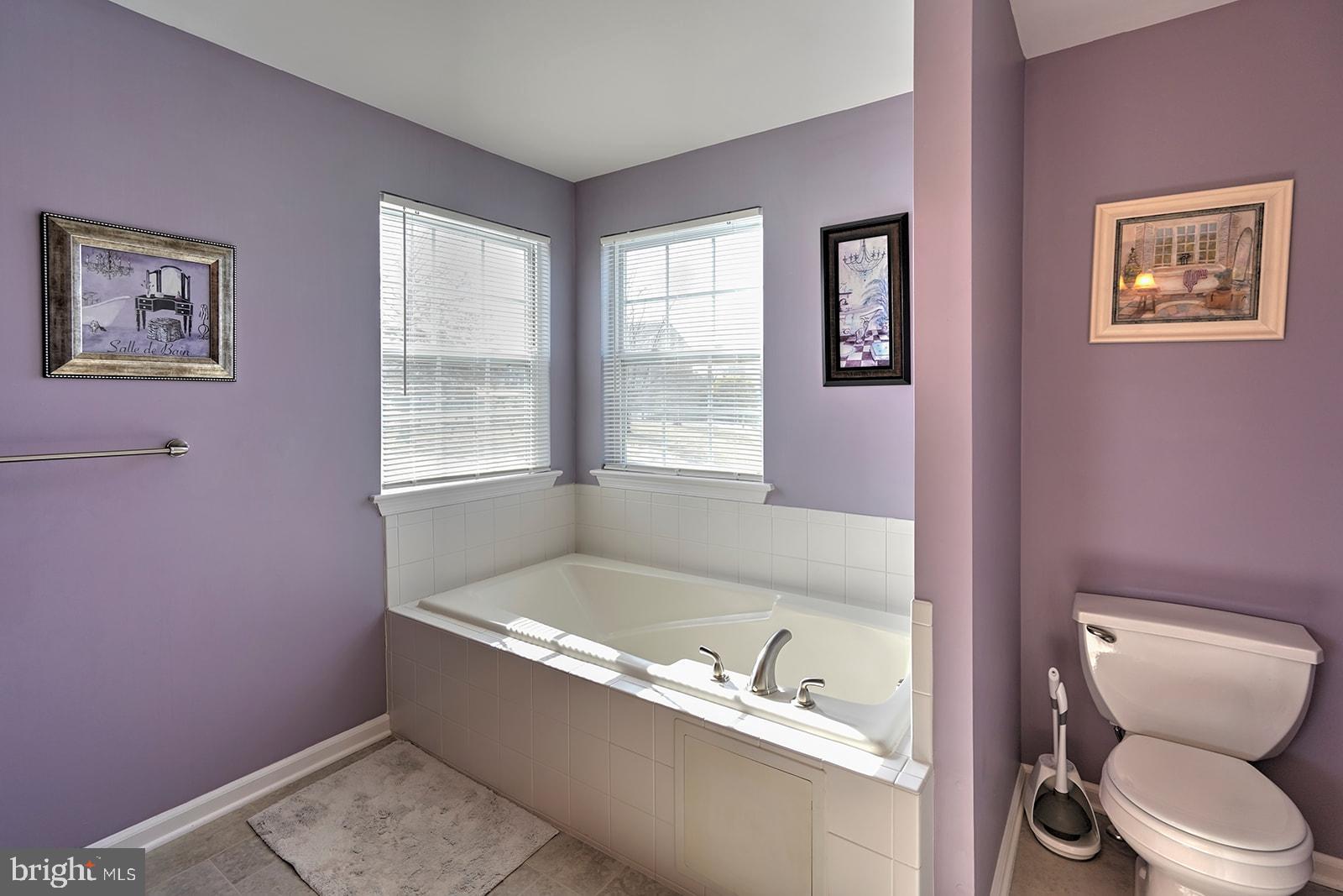 LOCKSLEY GLEN - Residential