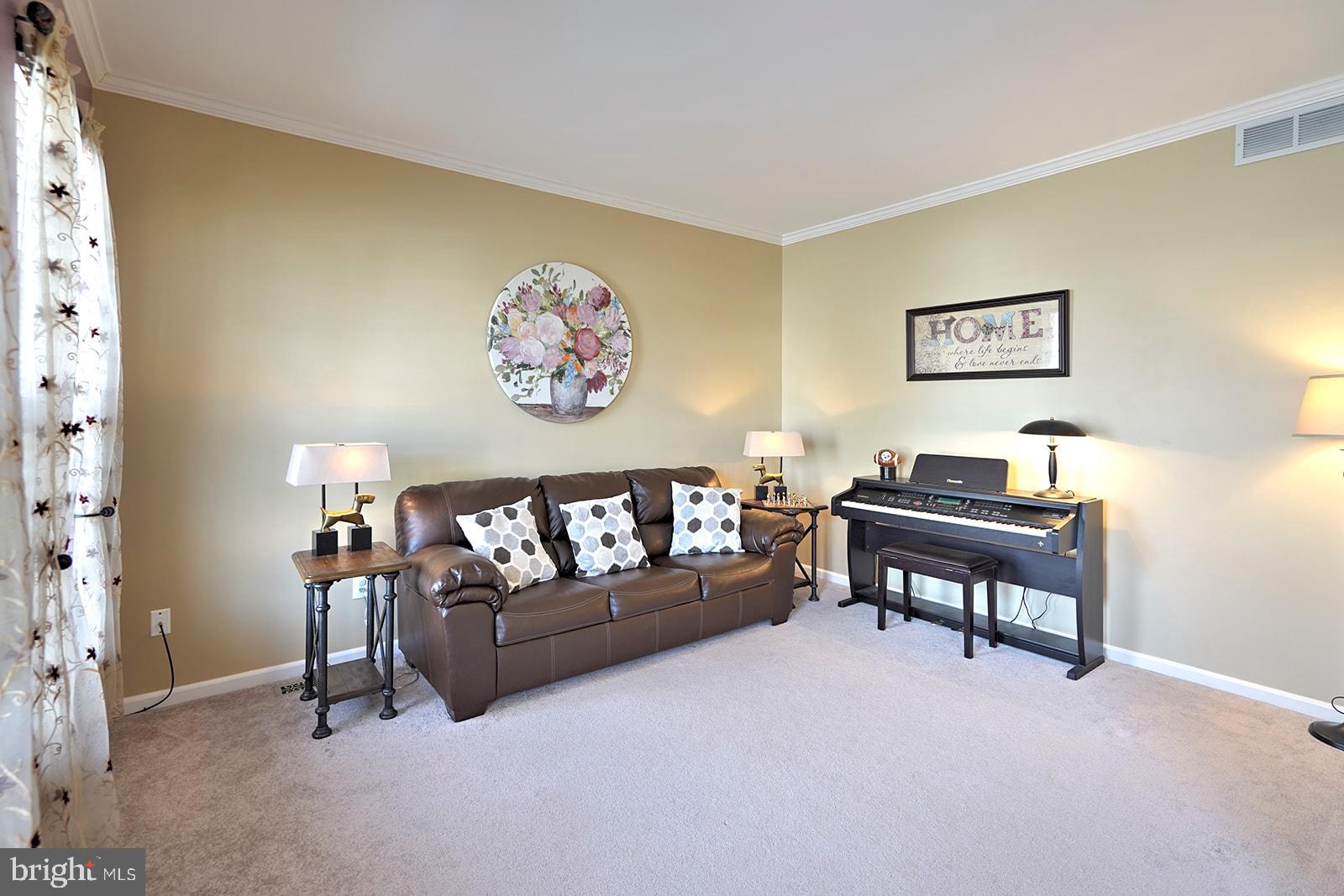 LOCKSLEY GLEN - Residential