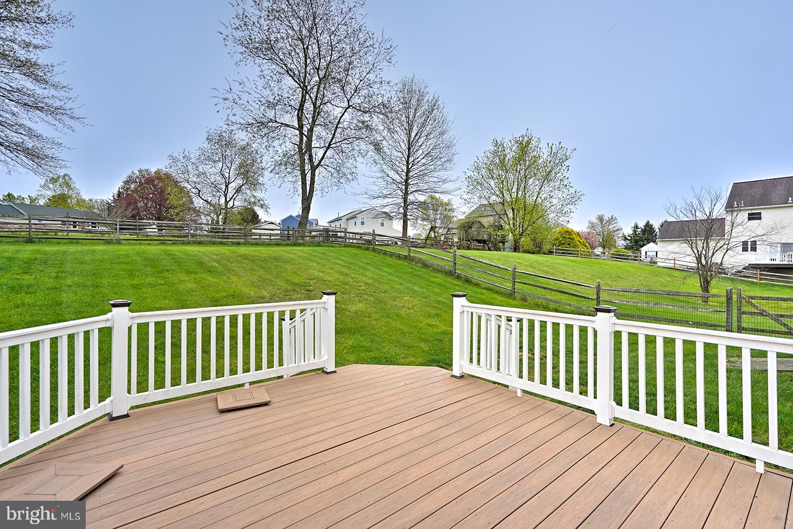 LOCKSLEY GLEN - Residential