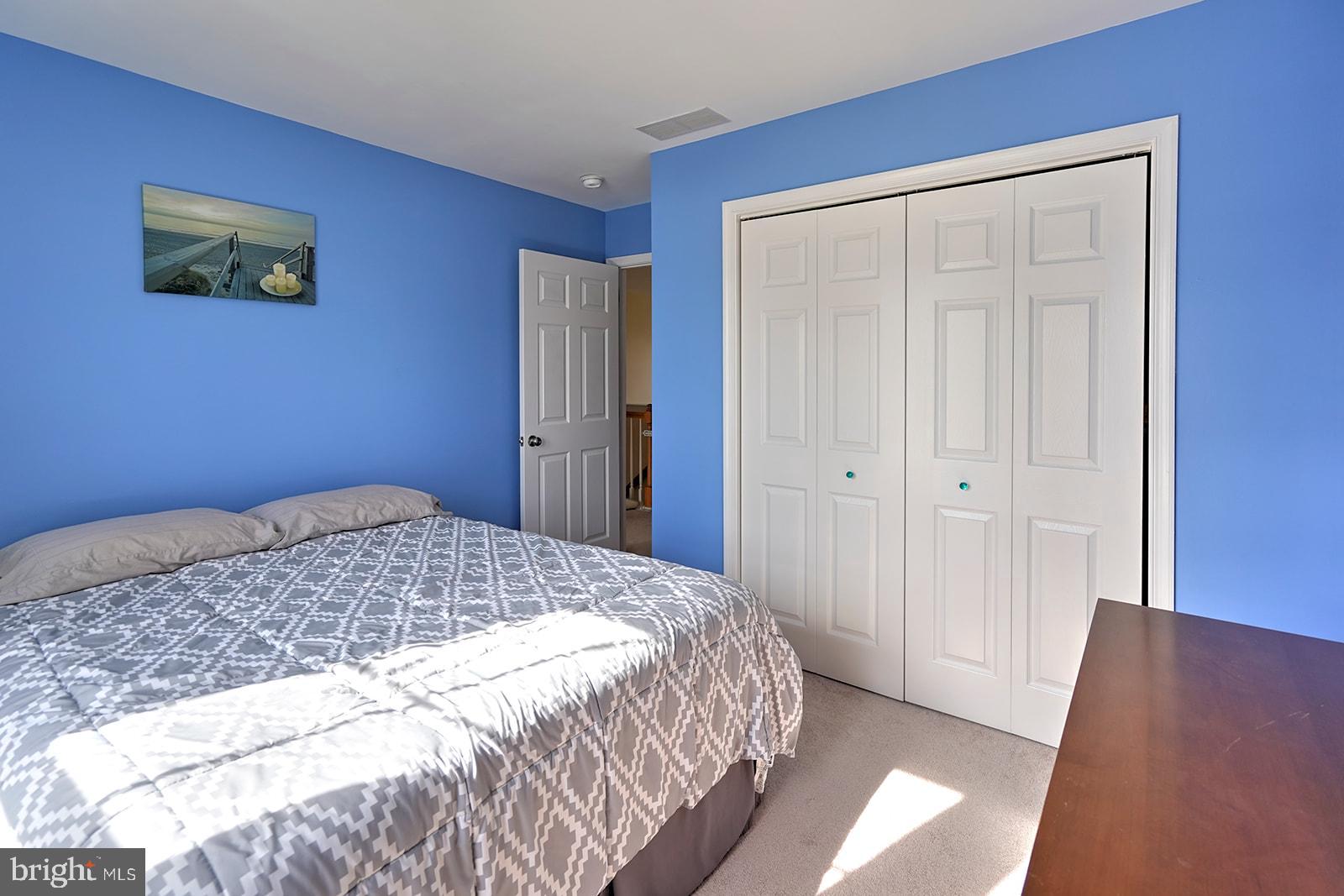 LOCKSLEY GLEN - Residential