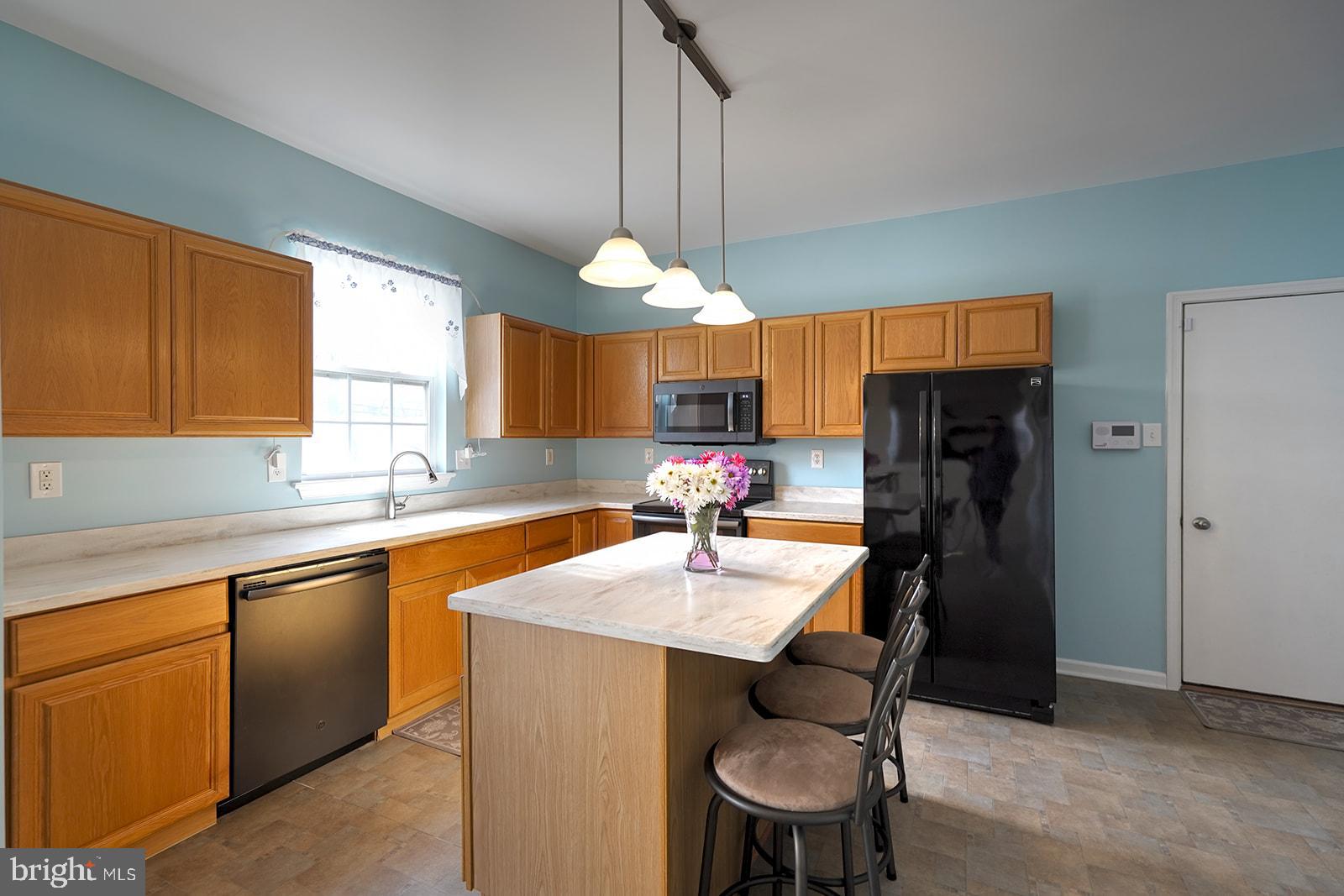 LOCKSLEY GLEN - Residential