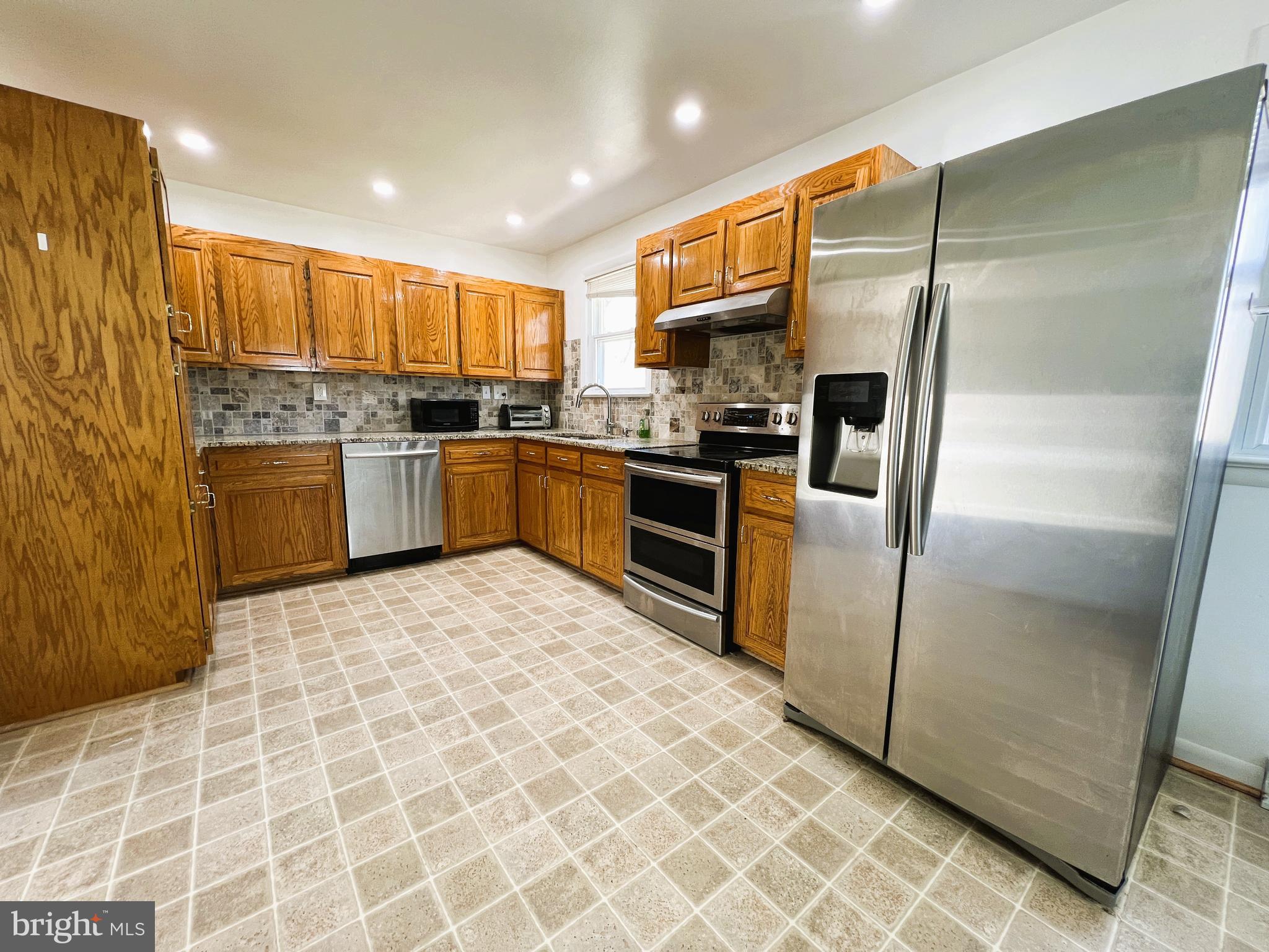 13220 BREEZY COURT