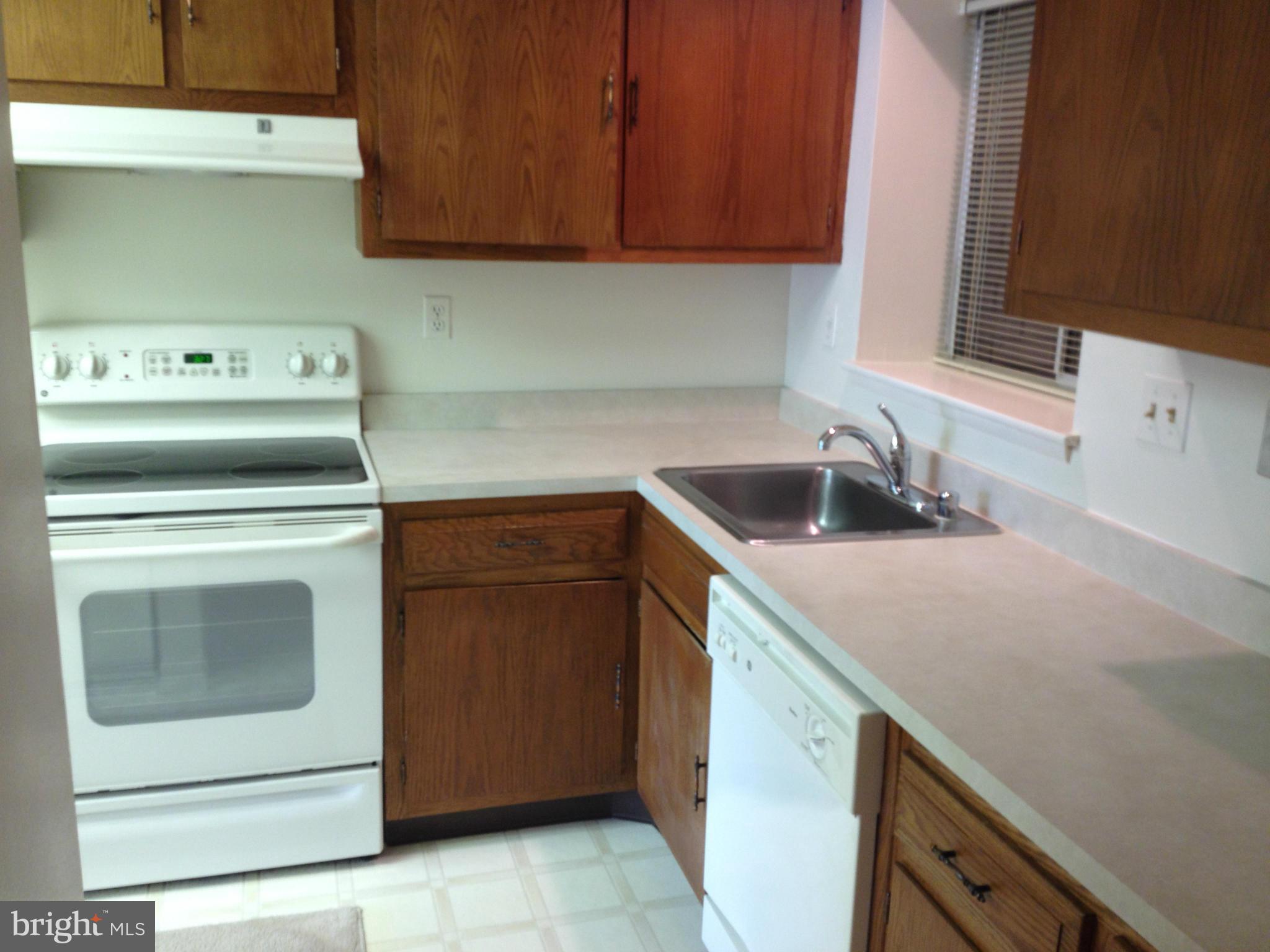 ROSSMOOR MUTUAL #14 - Residential