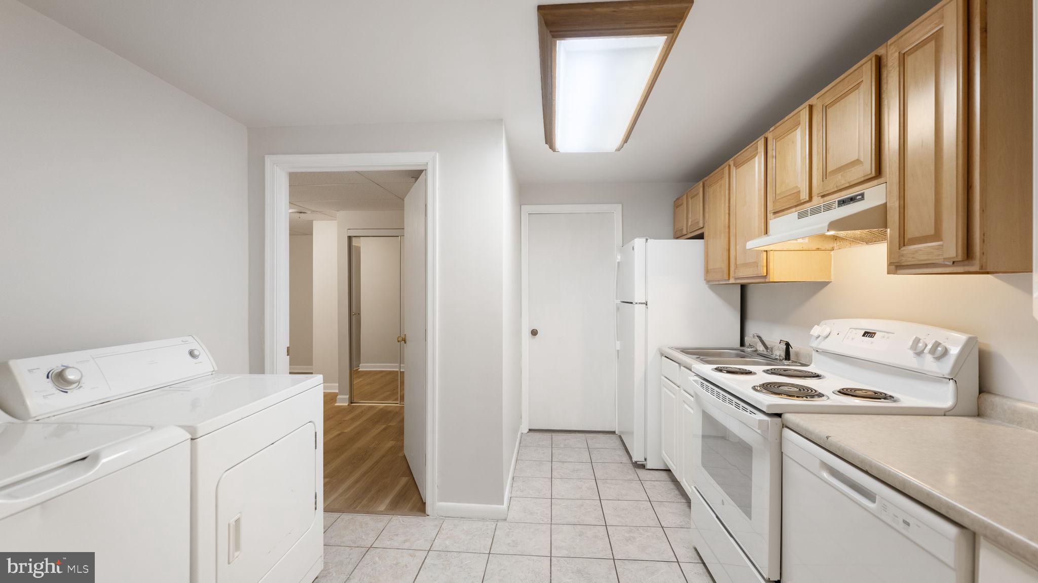 CHARLES TOWN - Residential