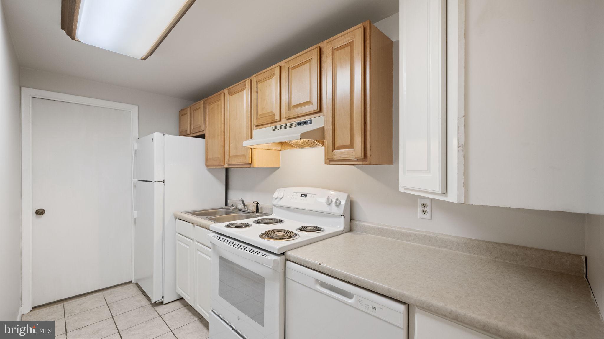 CHARLES TOWN - Residential