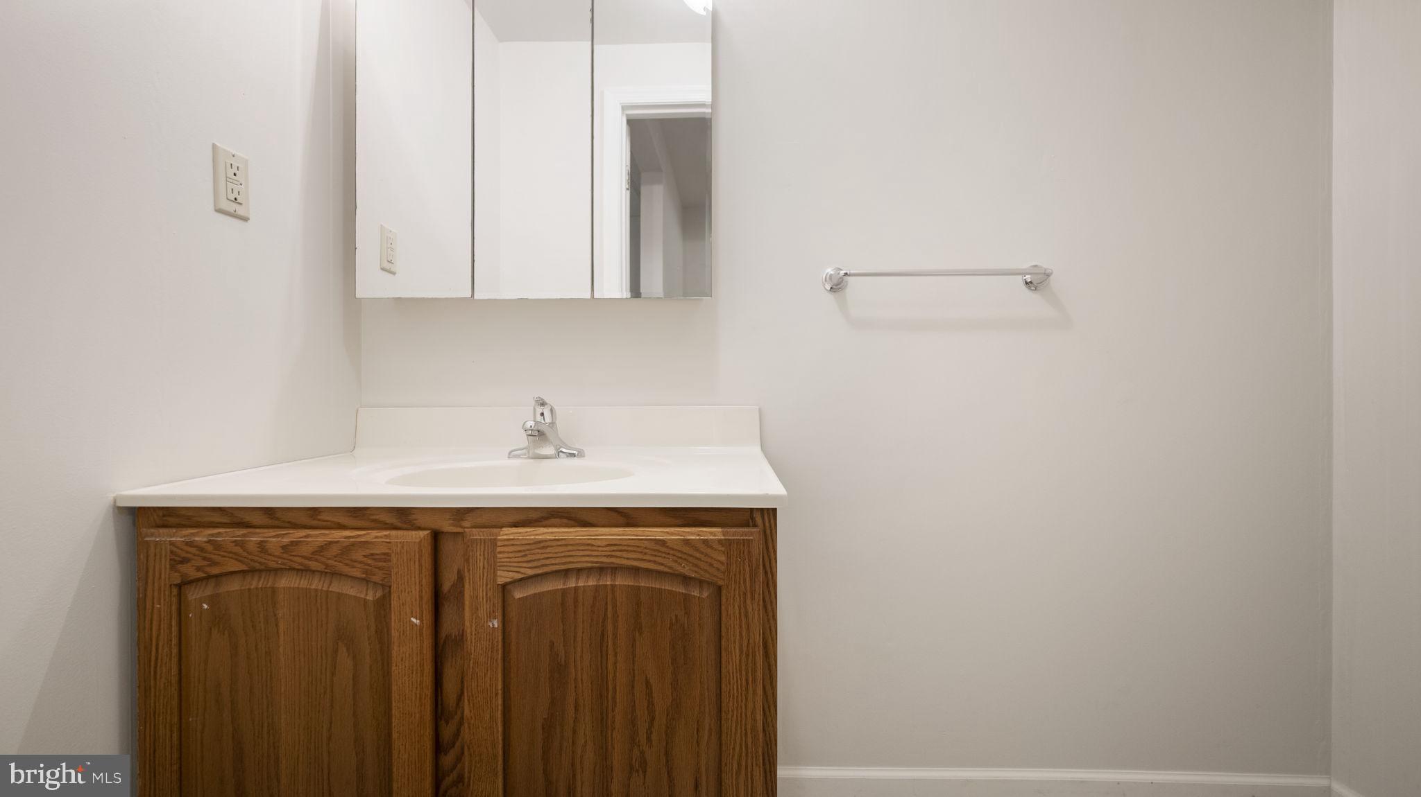 CHARLES TOWN - Residential