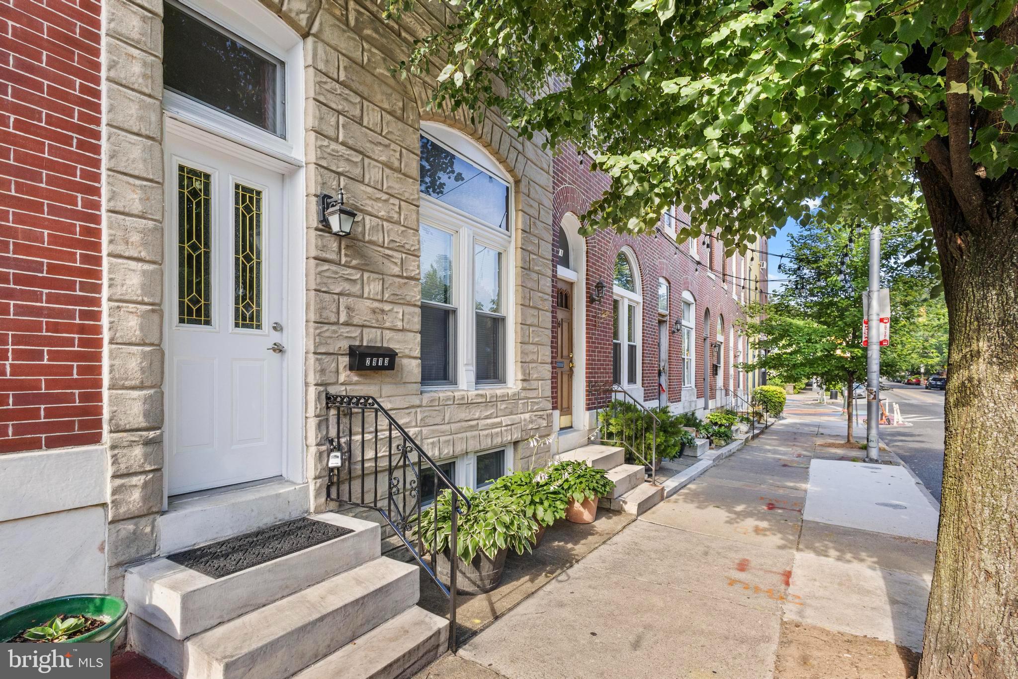 Spacious and well kept 3 story TH located in the Patterson Park neighborhood! This 5 BR/3.5 Bath is now available and ready to be called "Home". Gracious sized bedrooms, a bathroom on every level including the basement which provides the perfect storage space and a laundry area. Updated kitchen with SS appliances and granite countertops. and a formal dining room with built in shelving and central . Pets are accepted and home is conveniently located right across the street from Patterson Park and walking distance to neighborhood restaurants!
Requirements: 620+ credit score and excellent rental history; income verification.